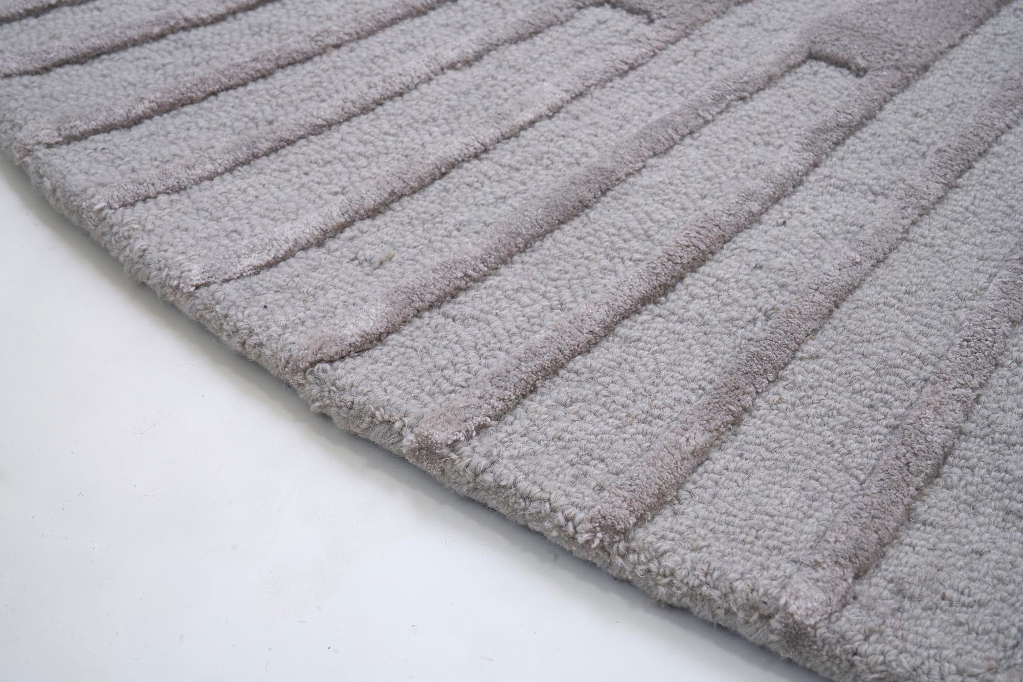 Radius Gray