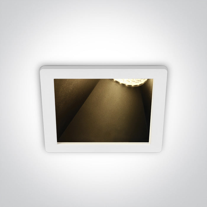 Бял GU10 10W Черен REFLECTOR Dark-Light (задълбочен оптичен конус) ASYMMETRIC
