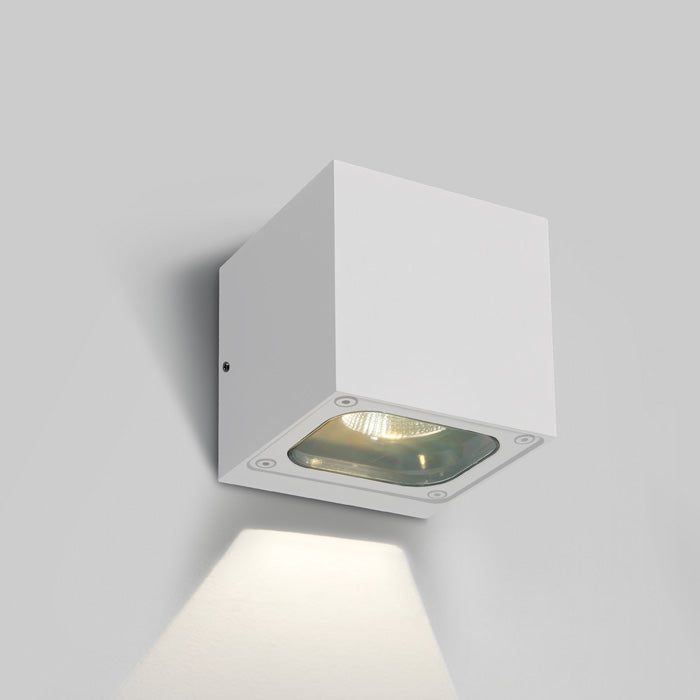Бял WALL 6W WW (топло бяло) IP65 230V