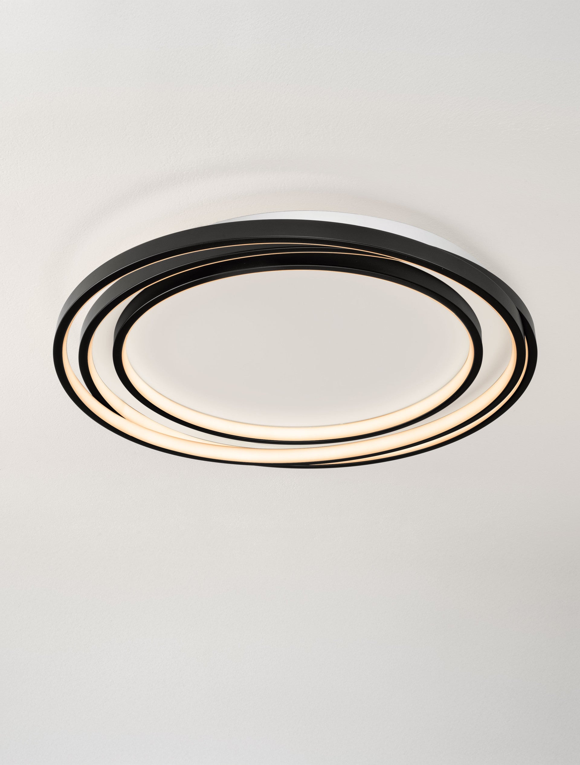 Висящо осветително тяло (пендел) ARBOR 33W LED Матово черен метал и акрил
