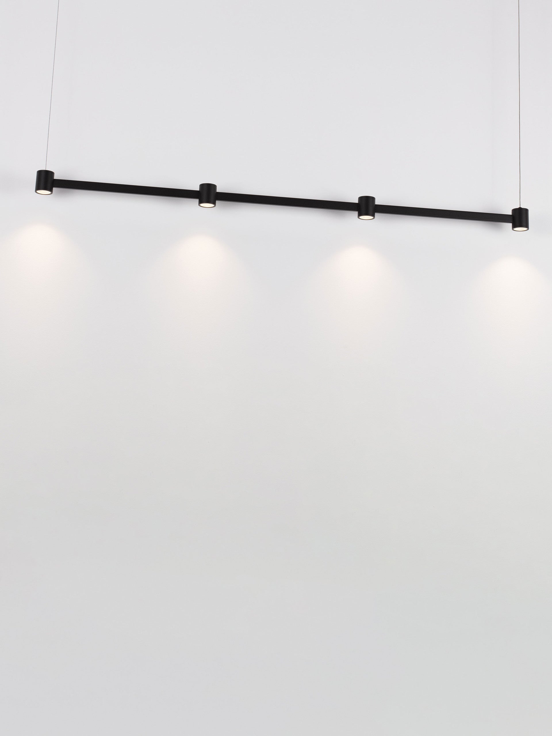 Висяща лампа PUIZE LED 24W 220-240V, пясъчно черна, алуминий L118 W6 H140см