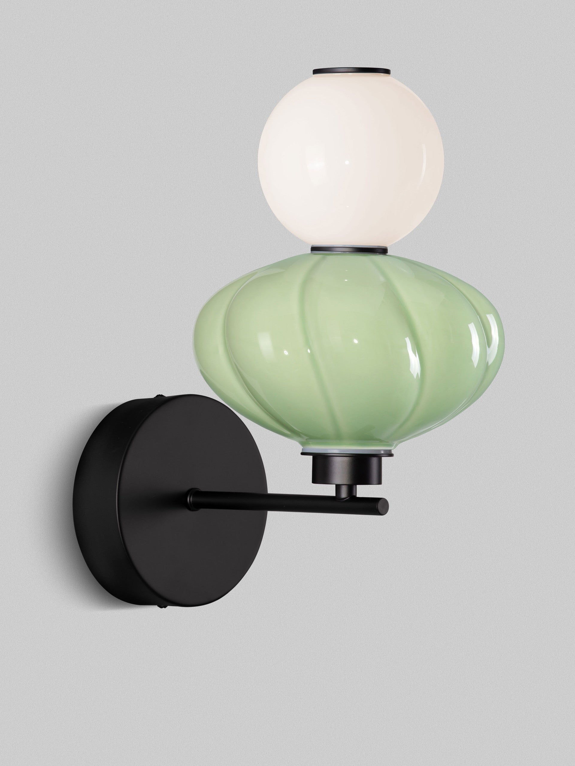 Настолна лампа ONETA LED 8W 220-240V ⌀20 Ш28 В34.6см Зелена керамика Опалово стъкло Матов черен метал