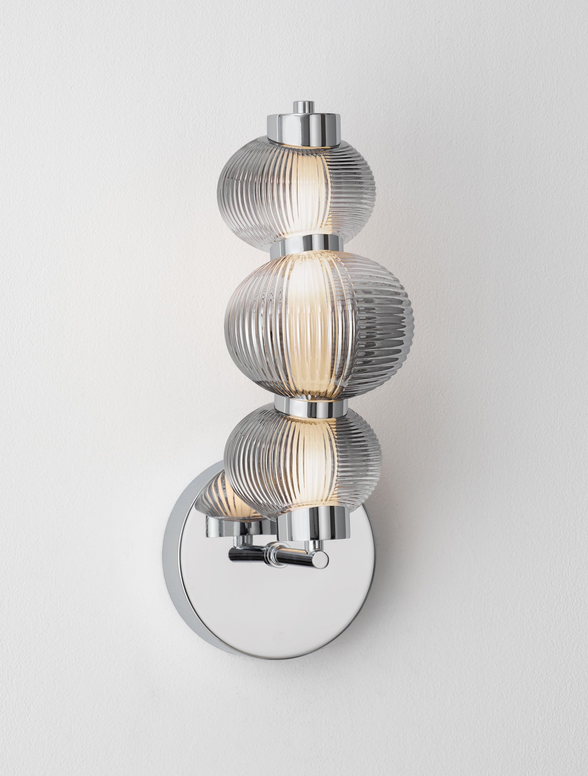 Настолна лампа LEDA LED 18W 220-240V ⌀16 Ш22 В42.5см Опушено сиво стъкло Хромиран метал