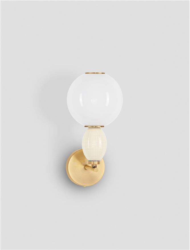 Настолна лампа OBRIE LED 6W 220-240V ⌀14 W21 H31.5см Бежова керамика Опалово стъкло Златист метал