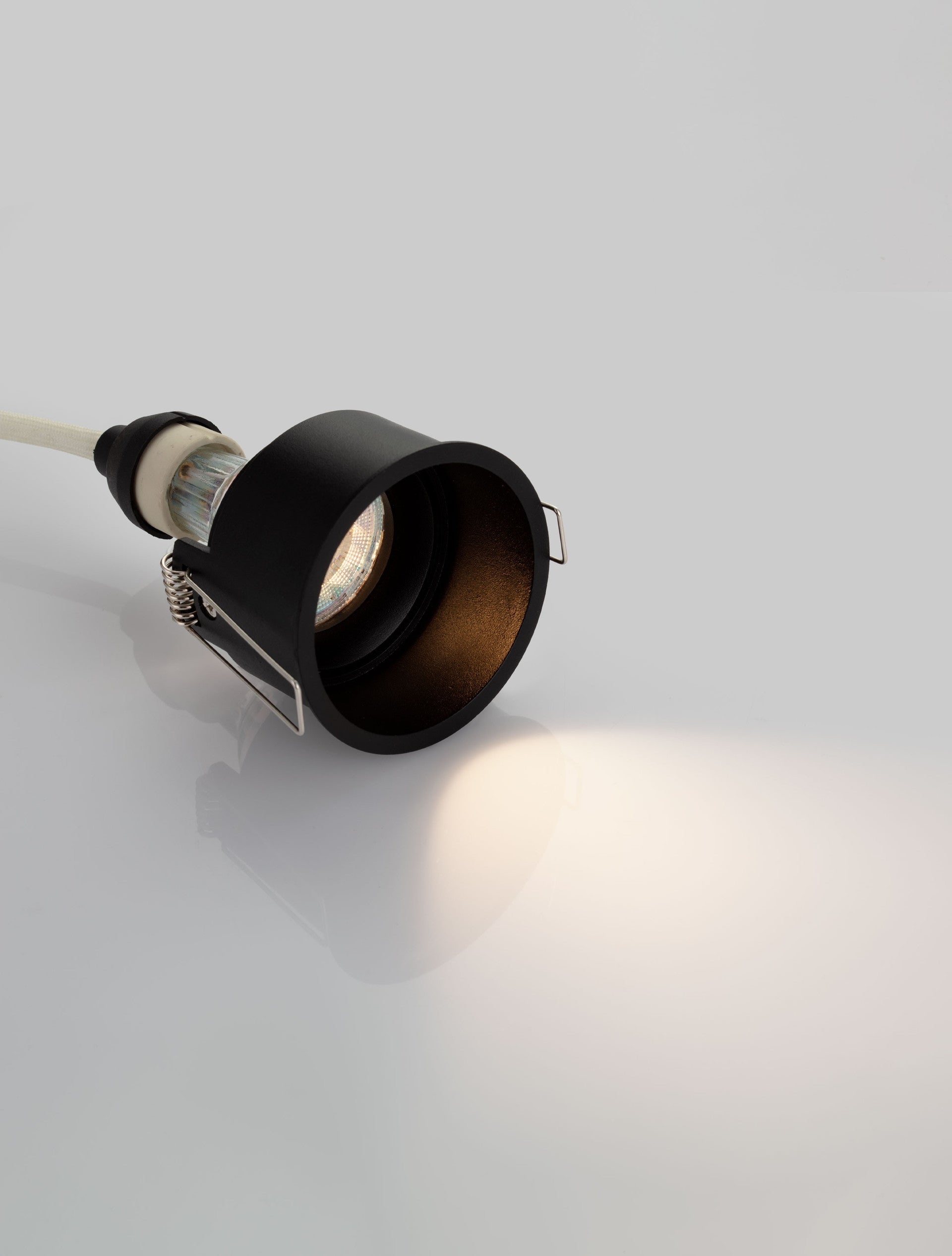 Техническо осветление VARO LED MR16/GU10 10W Пясъчно черен алуминий ⌀7.5 H5.5см IP20