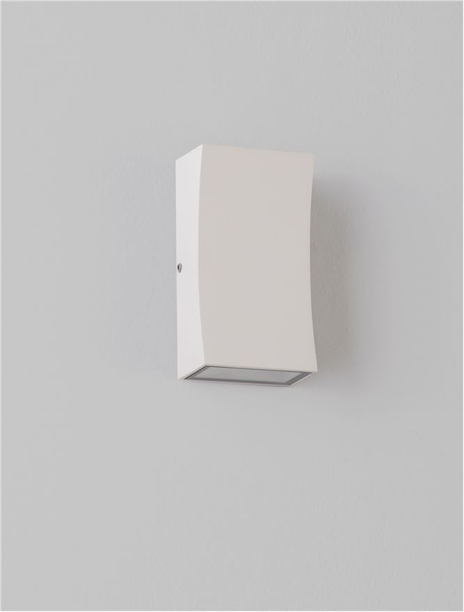 Външен аплик BOXY 6W Пясъчно бял леят алуминий и прозрачно стъкло