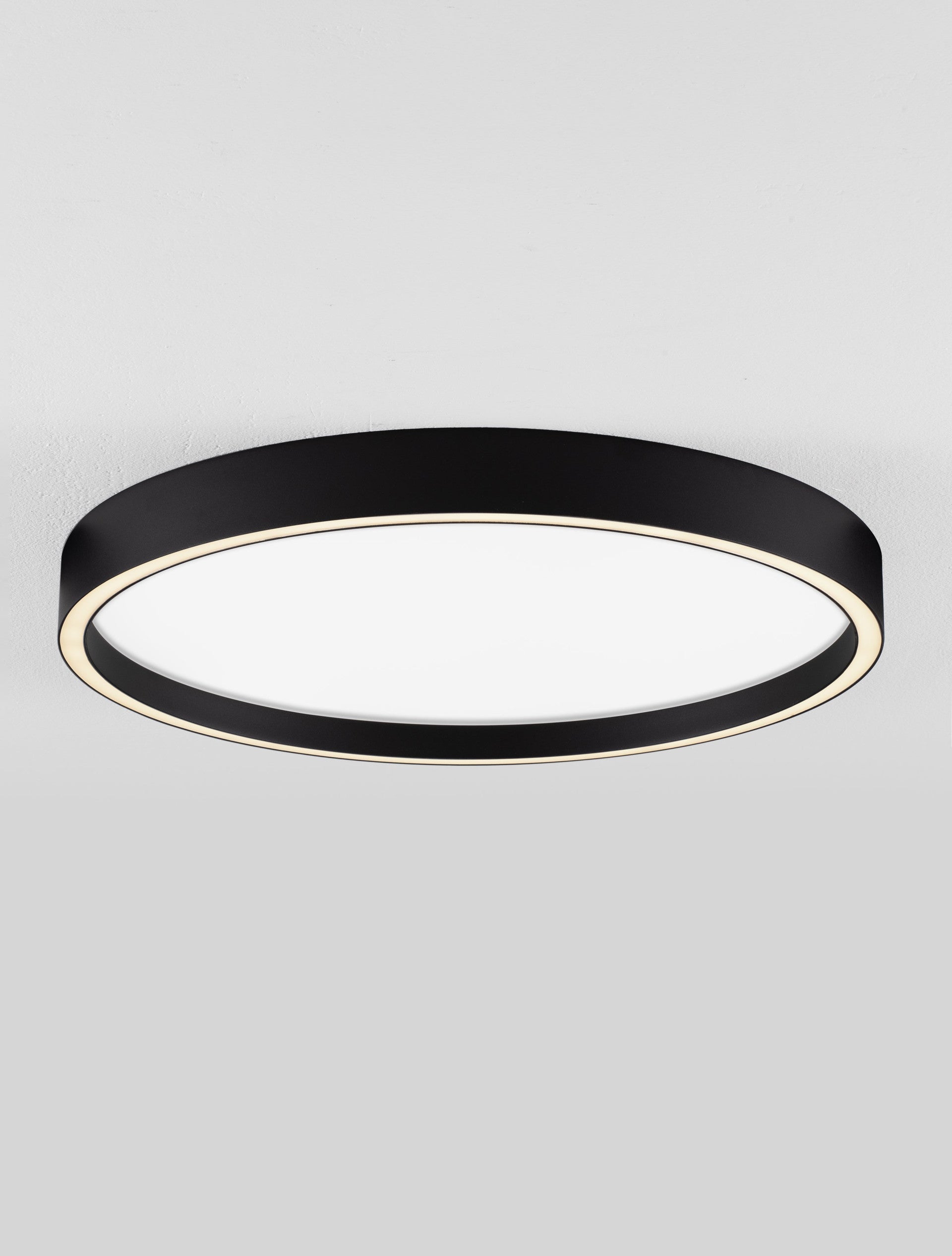 Висяща лампа ISTOS LED 38W, пясъчно черен метал, алуминий и акрил, ⌀50 H5см