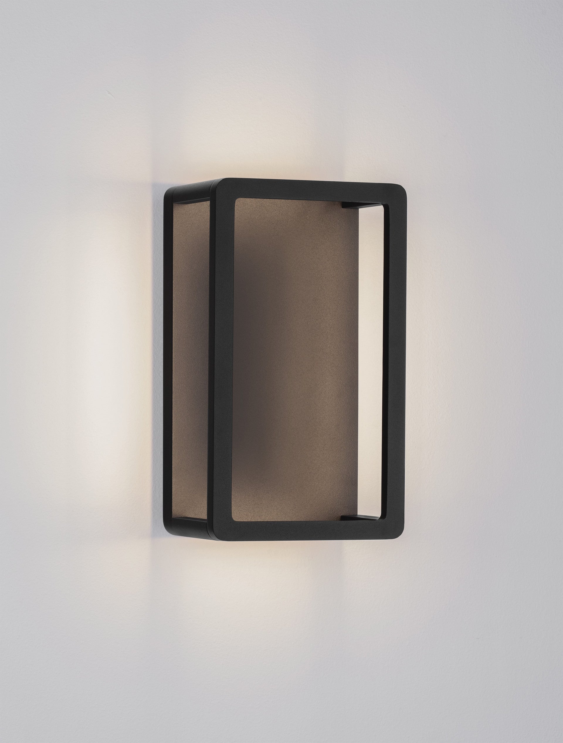 Външен аплик AKMI LED 9W Тъмен антрацит алуминий и матиран поликарбонат L15 W12.5 H26см IP65