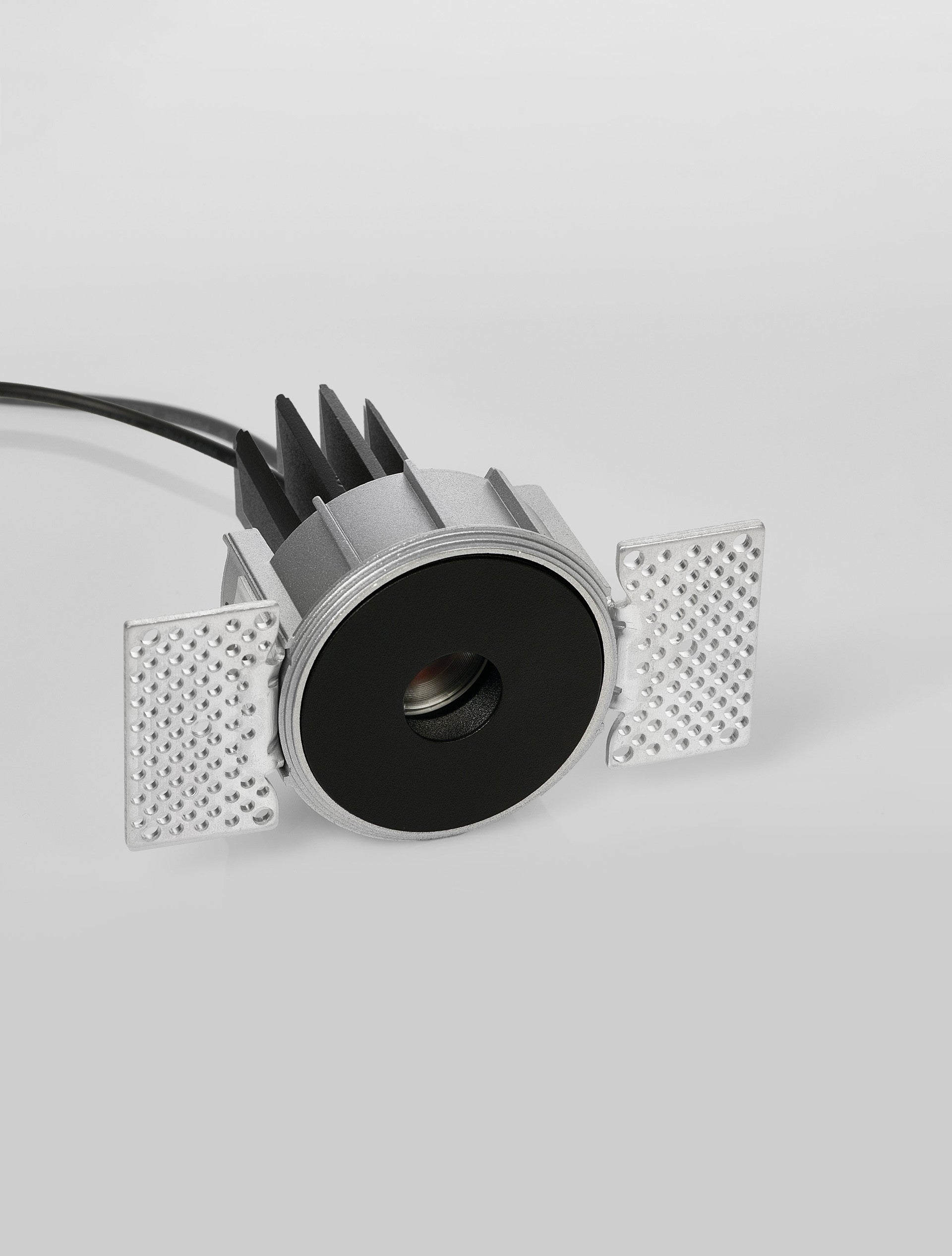 LED спот HOLLOW 7W 3000K Регулируем безрамков Черен Pinhole ⌀55 H89мм