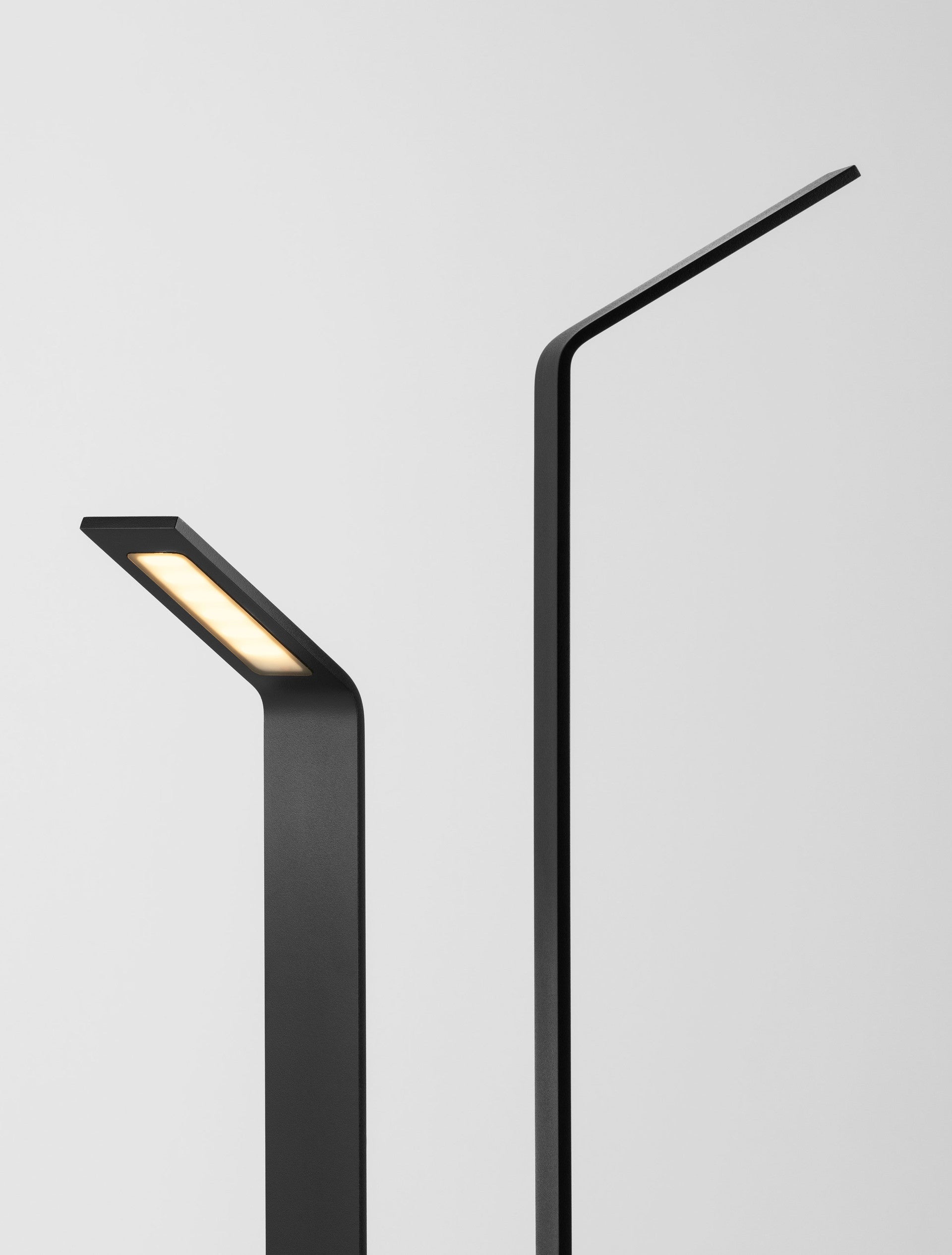 Външен пендел VEL LED 7W Пясъчно черен алуминий ⌀9.5 H80см IP65