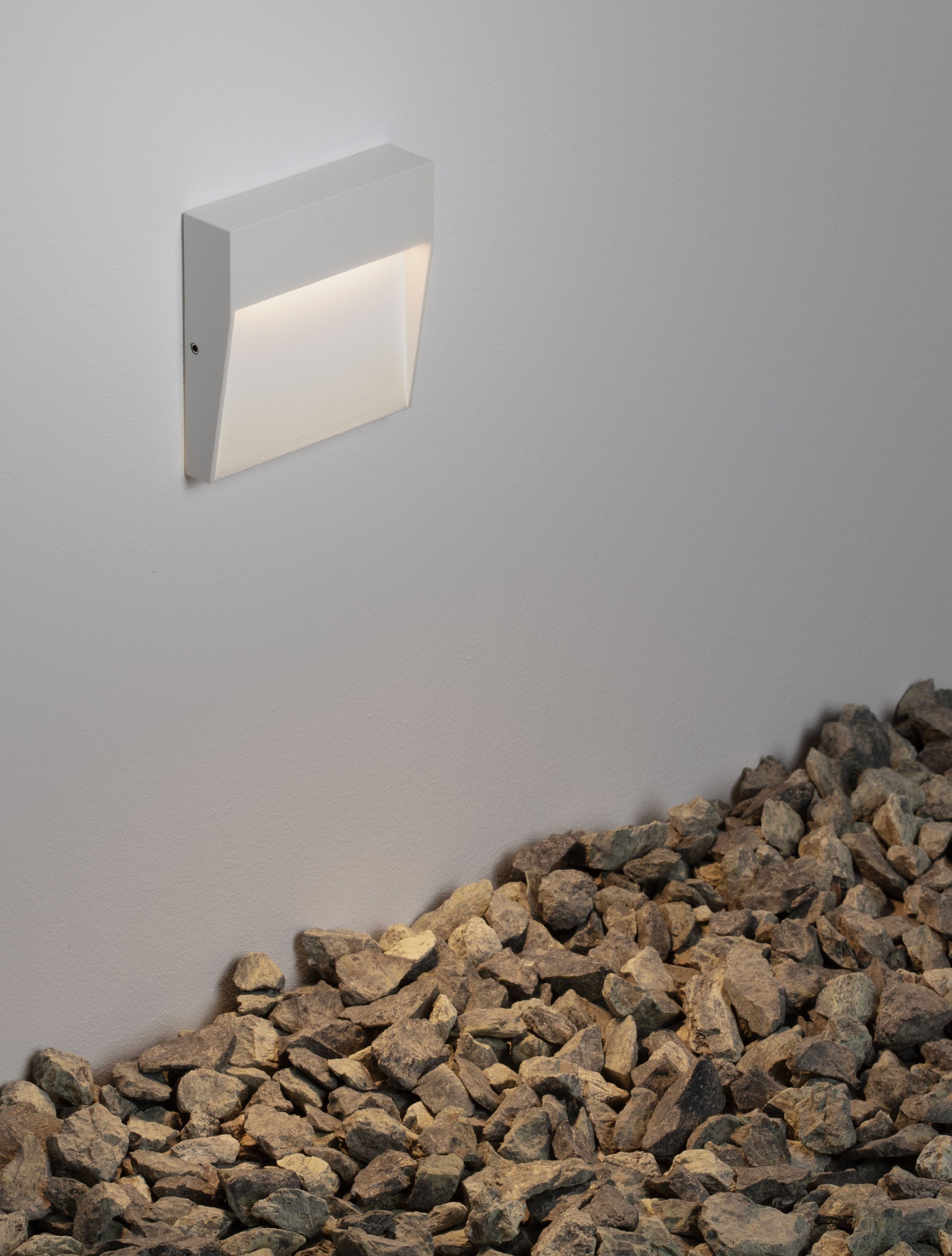 Външен аплик TOBY 3W LED Пясъчно бял алуминий и поликарбонат IP54 L10.5 W2.2 H10.5см