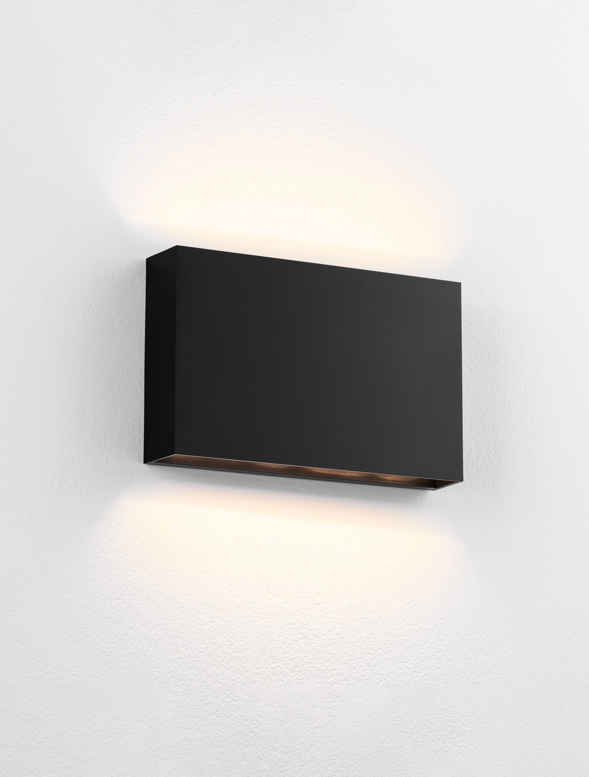 Външна Стенна Лампа YOKO 13W LED Пясъчно Черна Акрил и Поликарбонат IP65 3000K