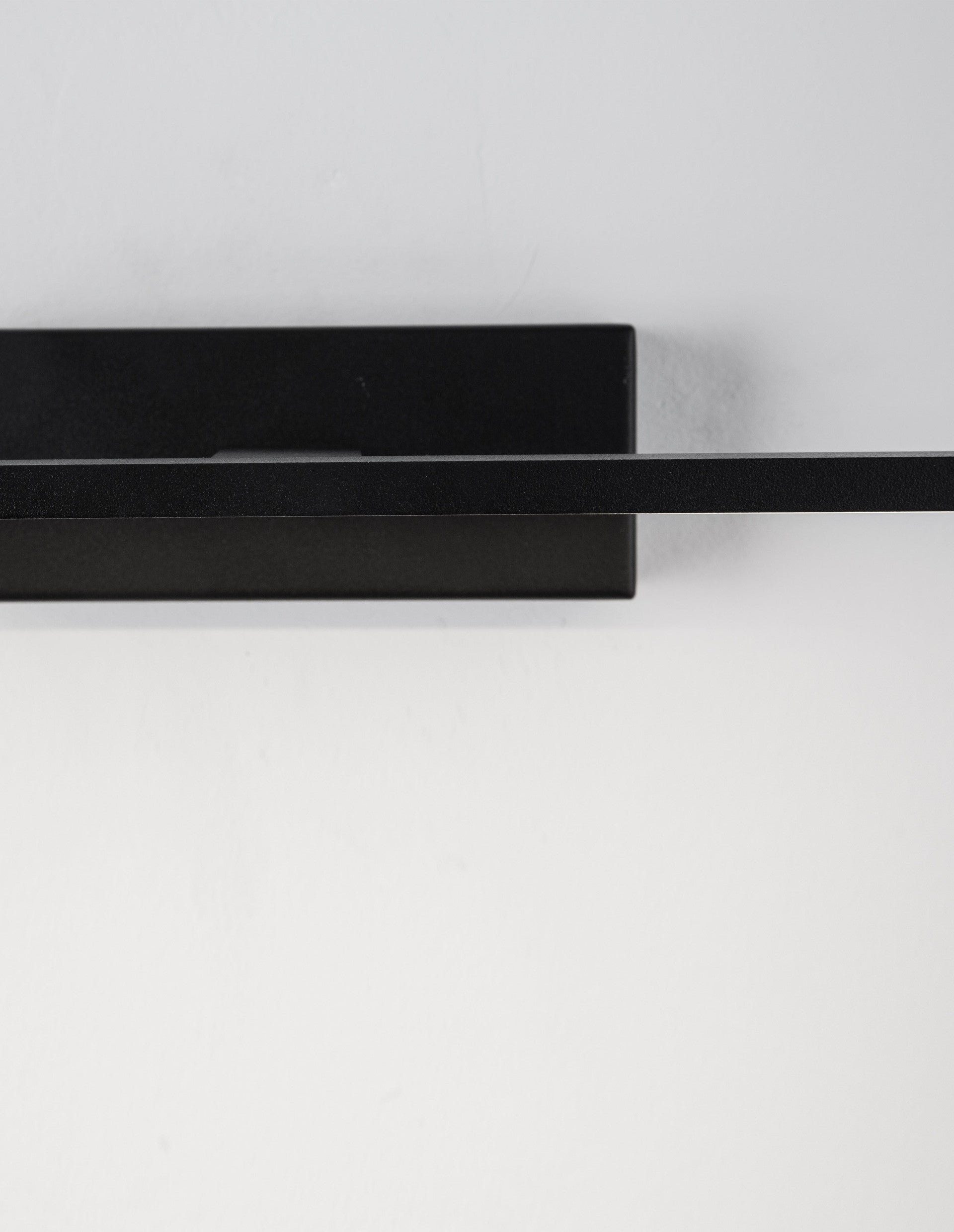 Висящо осветително тяло (пендел) MONDRIAN 12W LED Пясъчно черен алуминий и акрил IP44