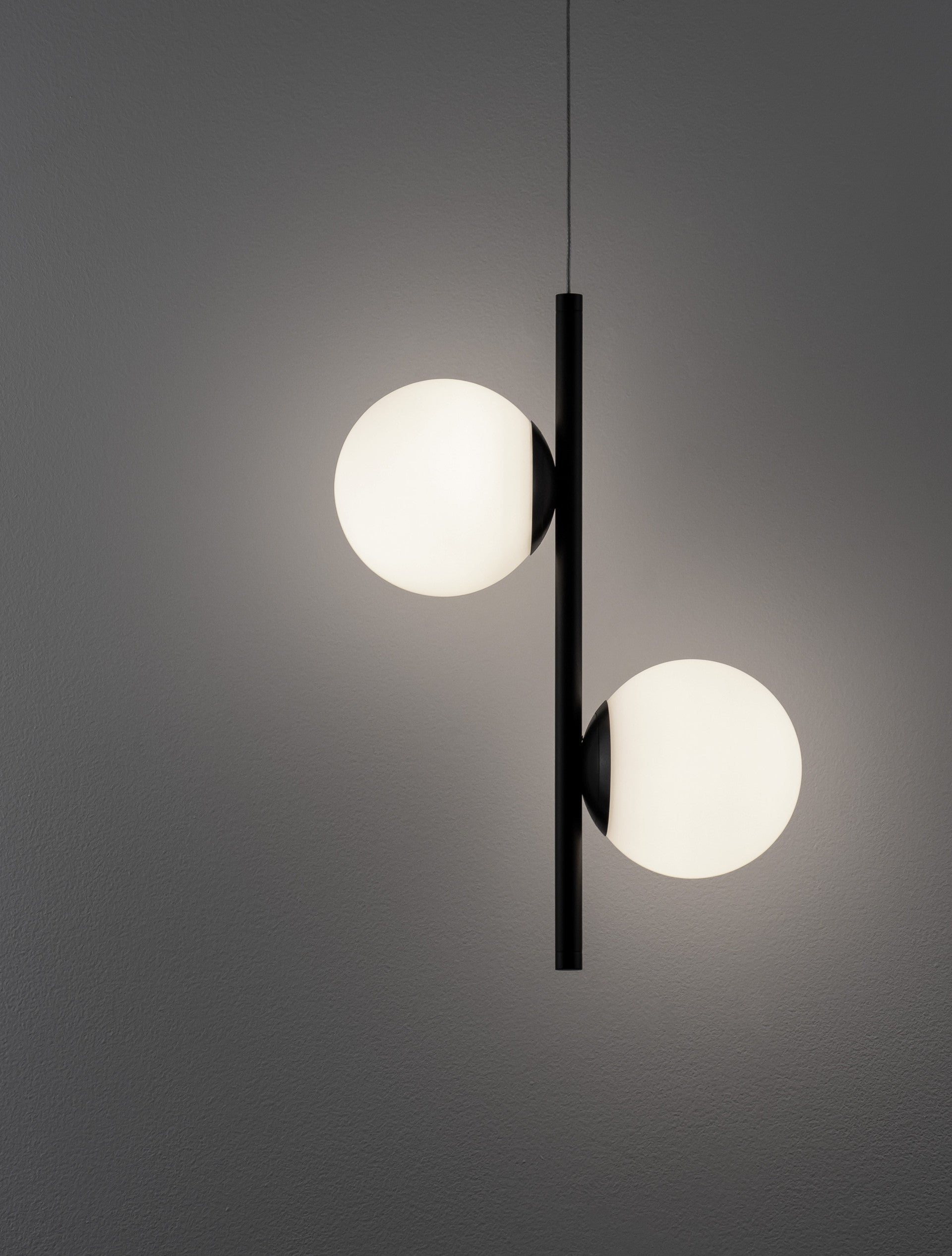 Пендел NUVOLE 16W LED, пясъчно черен алуминий, опалово стъкло, Д28.5 Ш13 В150см, регулируема височина