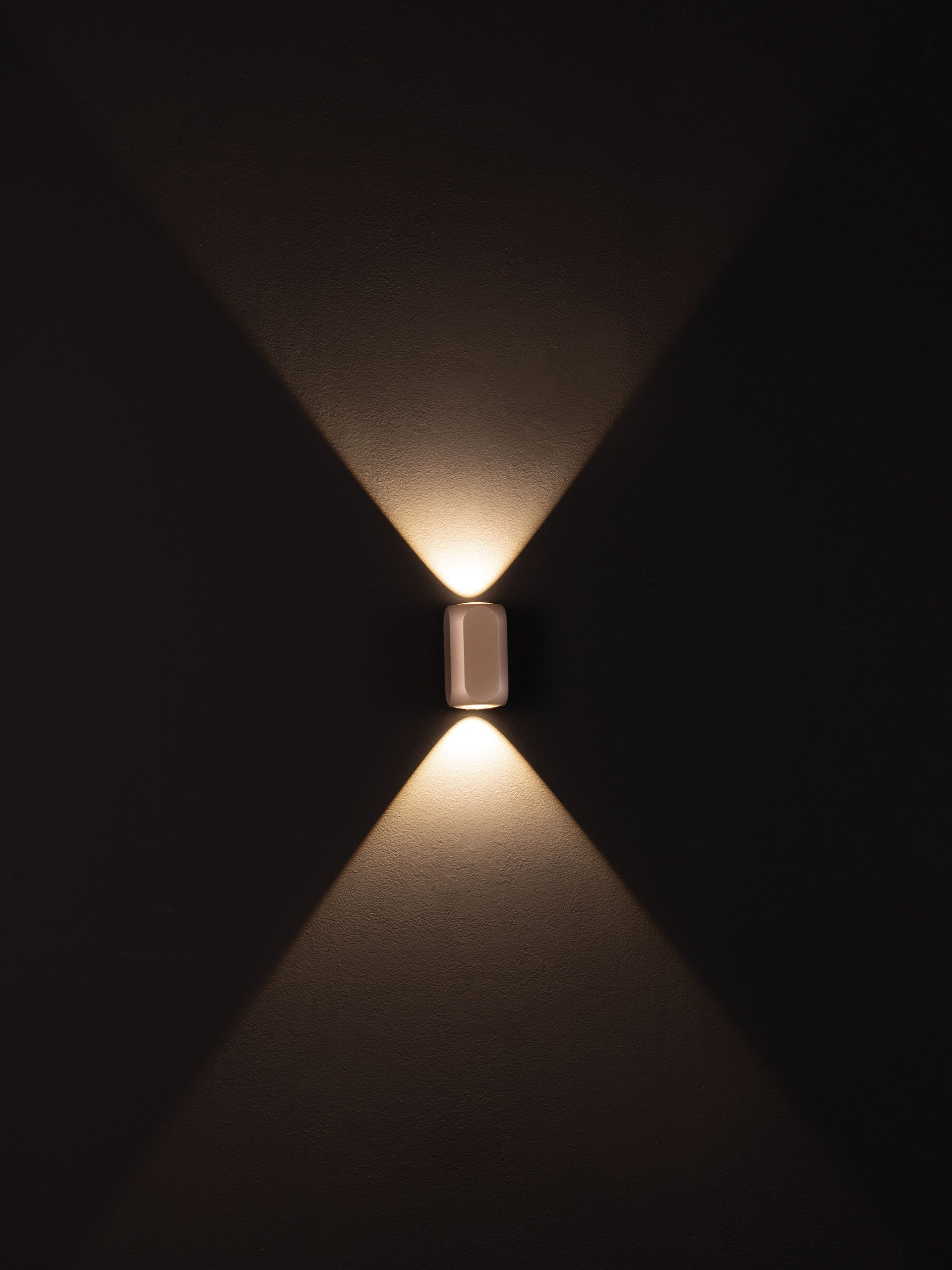 Висящо осветително тяло (пендел) ELLI LED 8W 220-240V Шампанско злато алуминий L10.5 W6 H6см