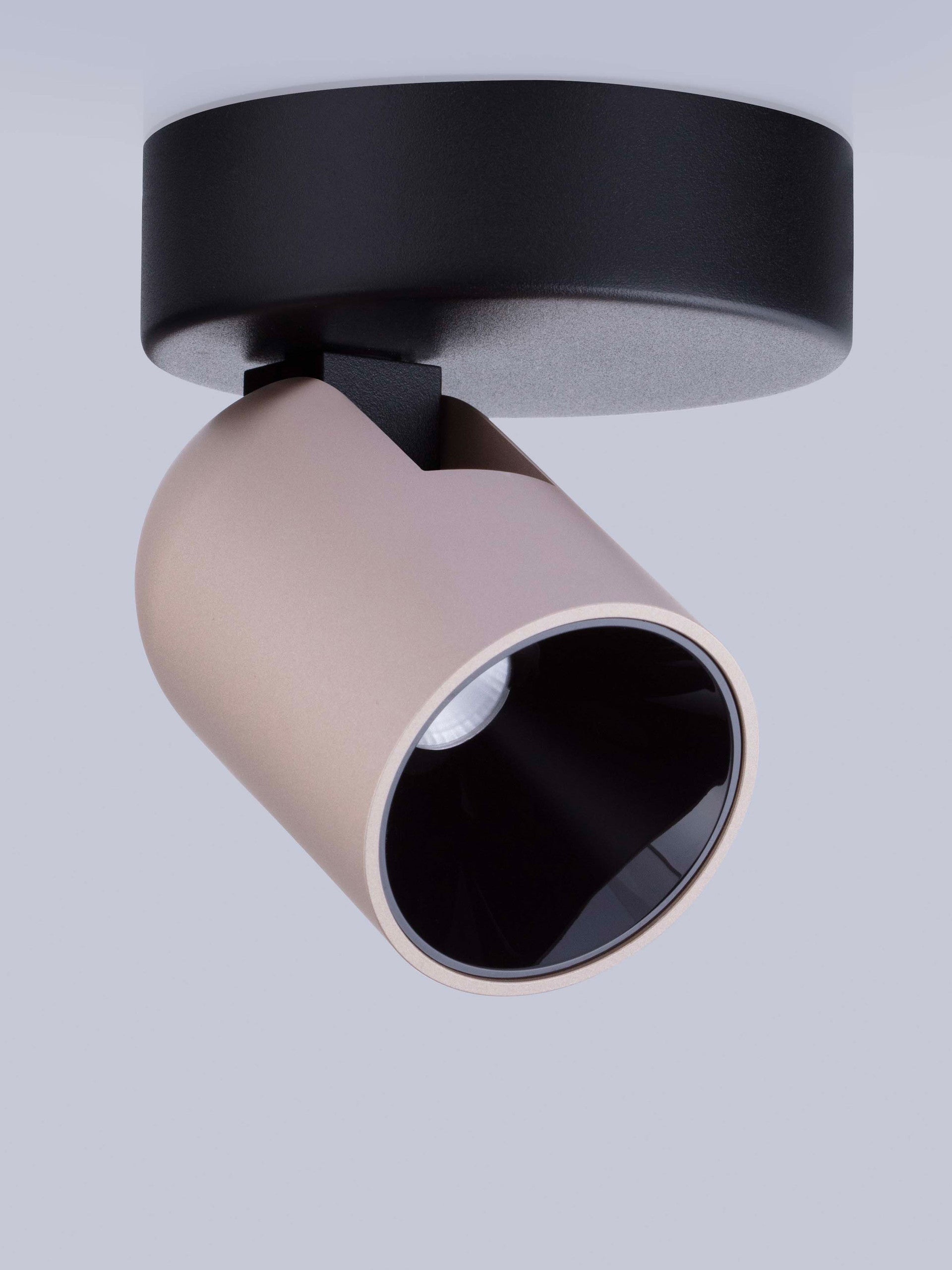 Висящо осветително тяло (пендел) SIRMOS LED 8W 220-240V Шампанско злато алуминий и пясъчно черна основа ⌀10 H12.6см