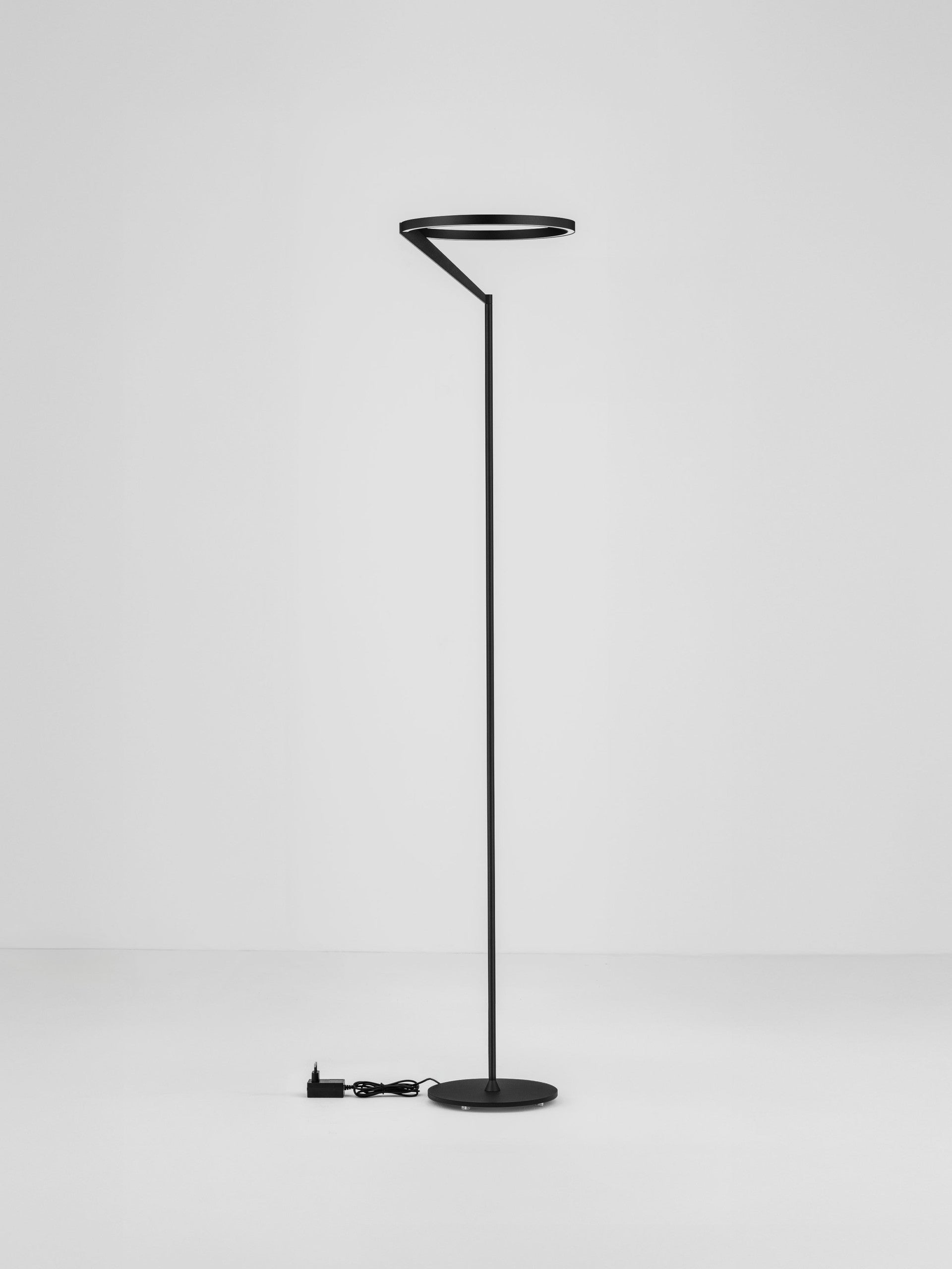 Висящо осветително тяло (пендел) TILIA LED 26W 220-240V Пясъчно черен алуминий ⌀33 H168см сензор