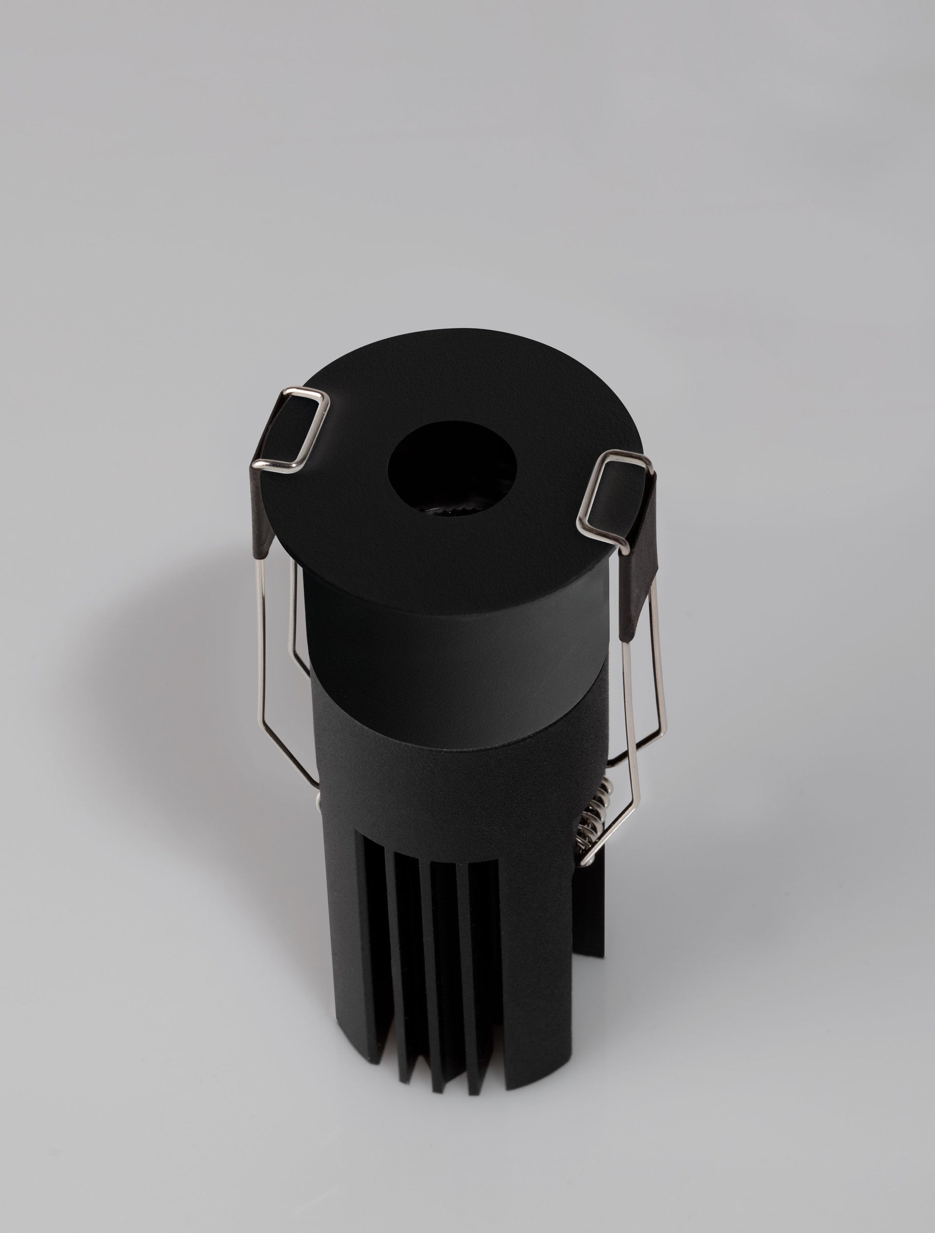 LED спот MINIONE LFO 8W Пясъчно черен алуминий Ø46 H9см 3000K CRI90