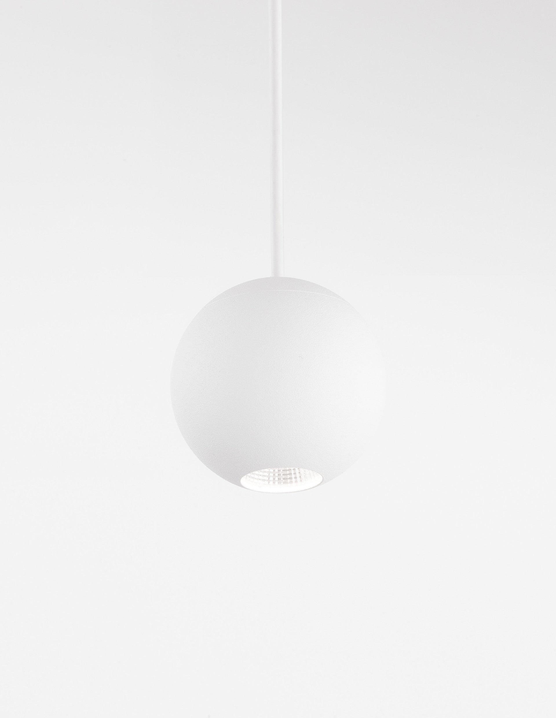 Висящо осветително тяло (пендел) NOCCI LED 4W 230V Бял алуминий Бял текстилен шнур Регулируема височина ⌀5 H158см