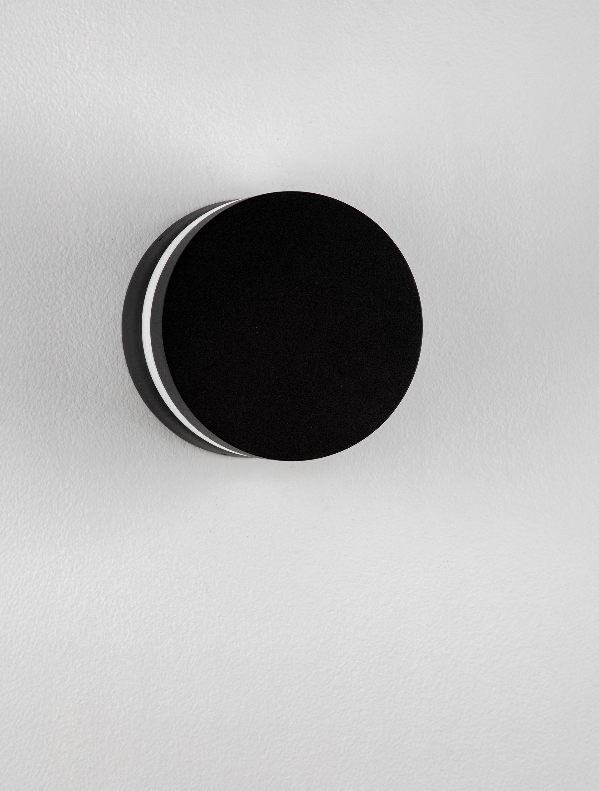 Външен аплик AIRY LED 8W Пясъчно черен алуминий и поликарбонат ⌀15 W11.5см IP54