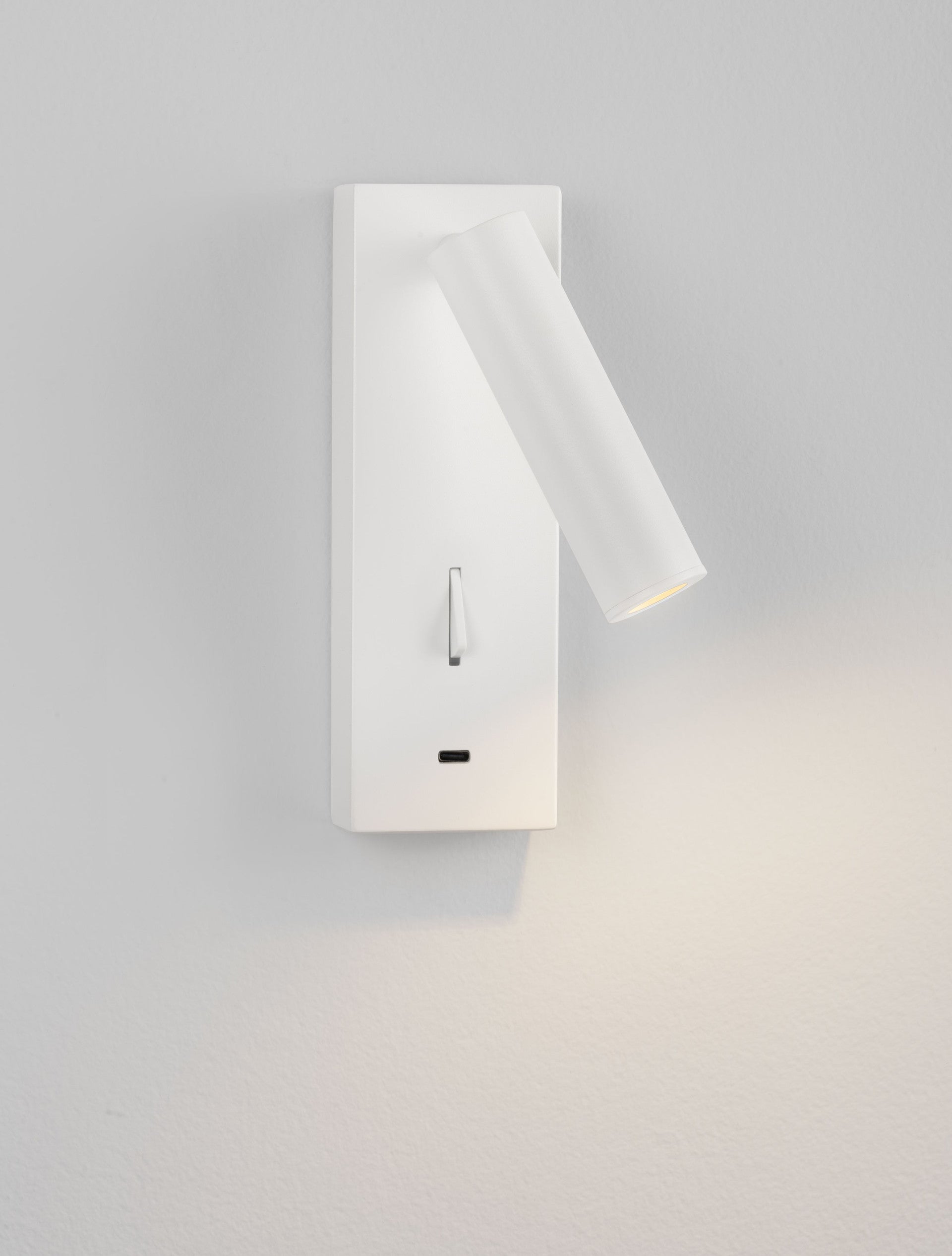 Висяща лампа FUSE 3W, бял алуминий, с USB и регулируема