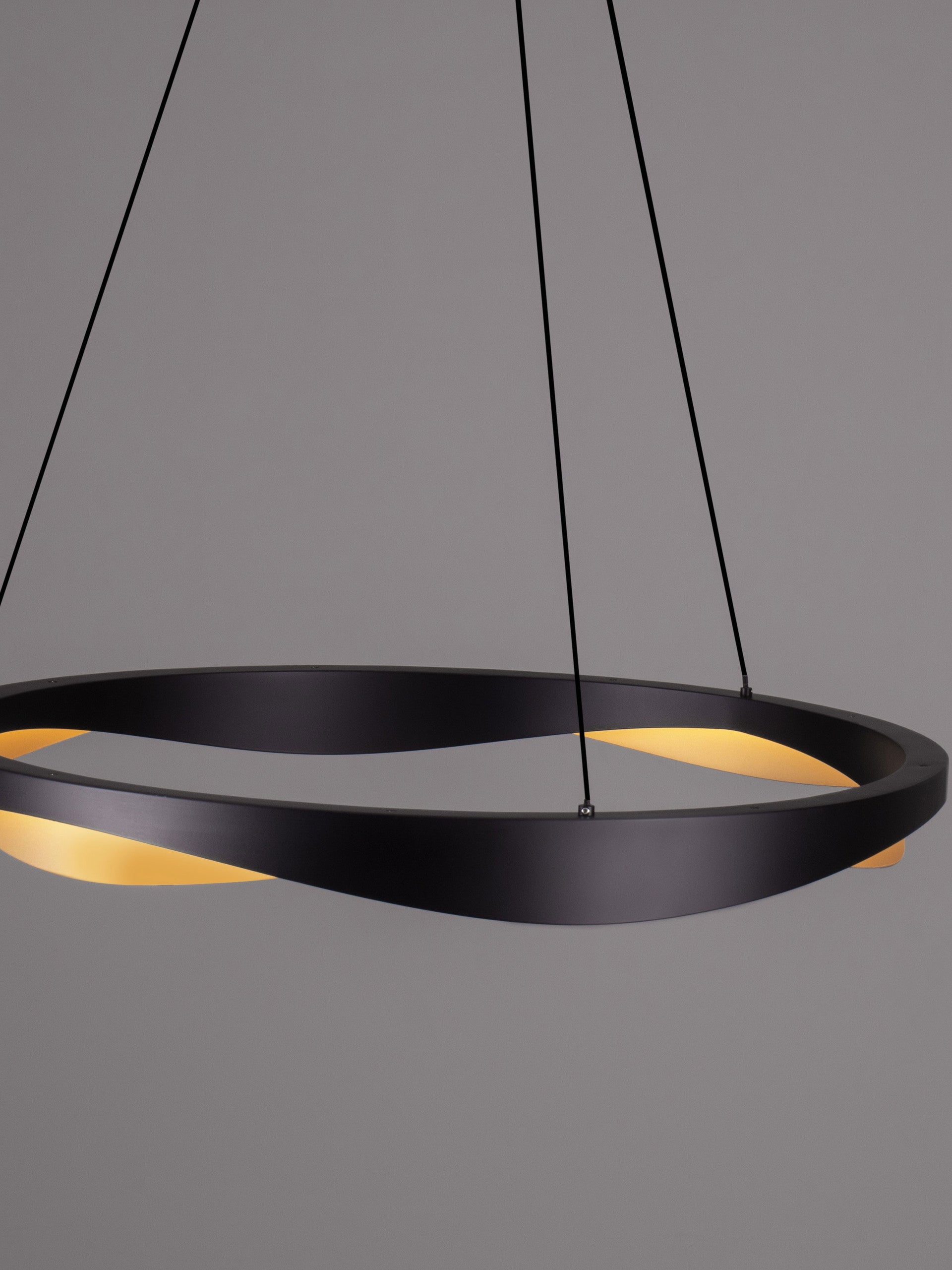 Висяща лампа RADON 53W LED, мат черно и златно, алуминий, ⌀65 H160см