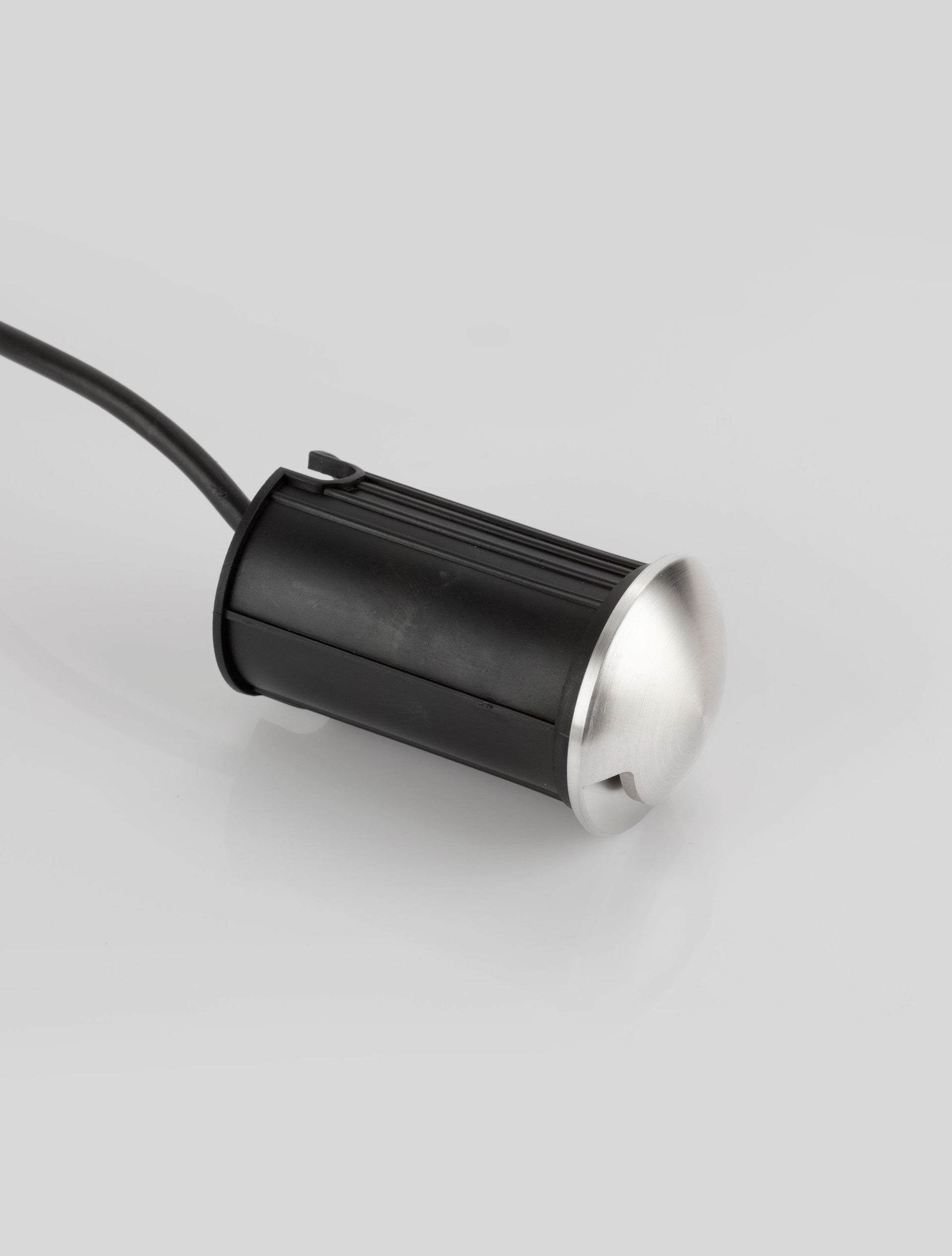 LED спот KEM 2W 110-240V IP67 Сребрист ⌀6.2 H11см 3000K