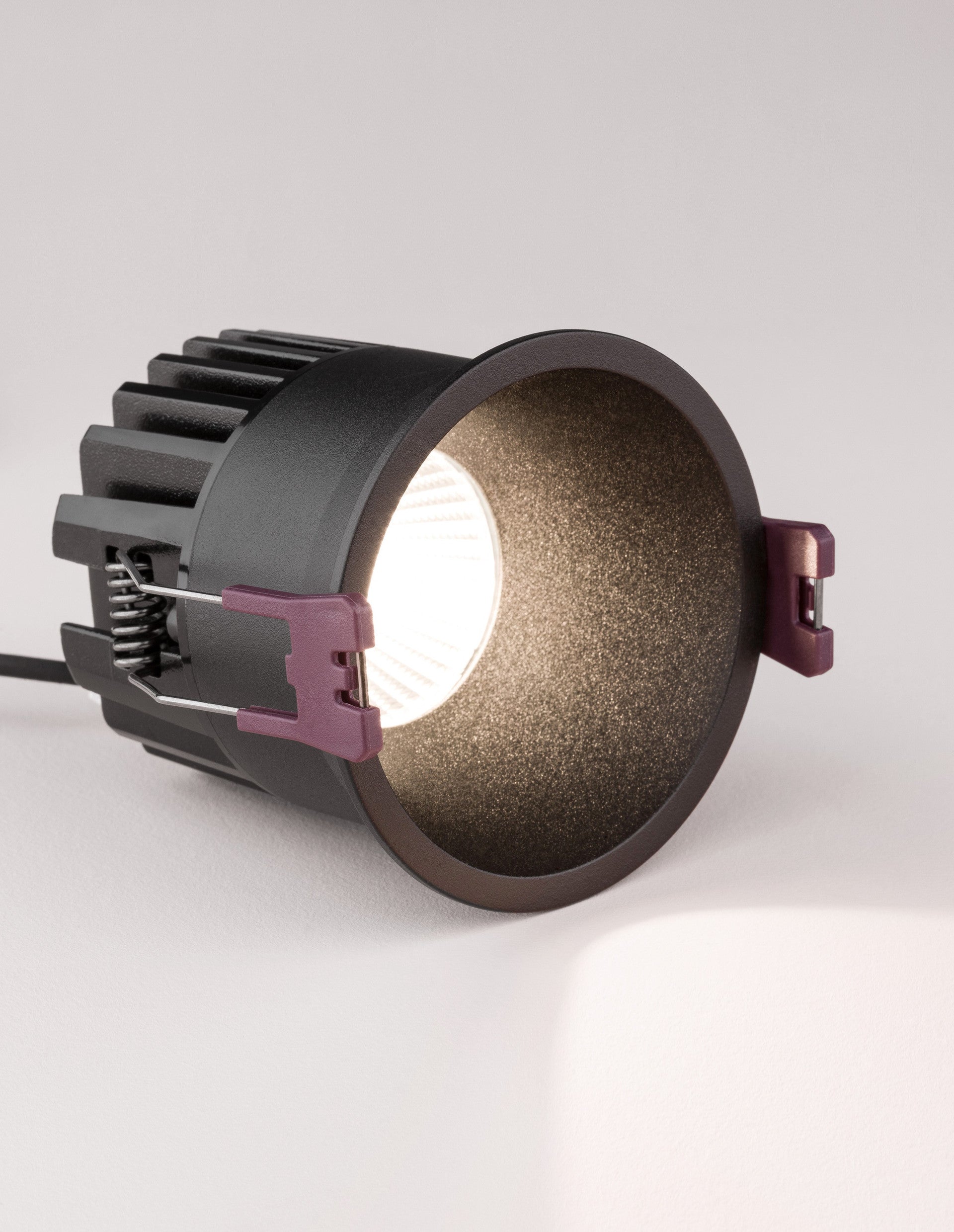 Външна стенна лампа BLADE 12W LED, пясъчночерна, алуминиева