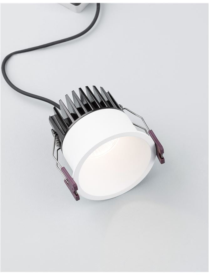 Външен аплик BLADE 12W LED Пясъчно бял алуминий