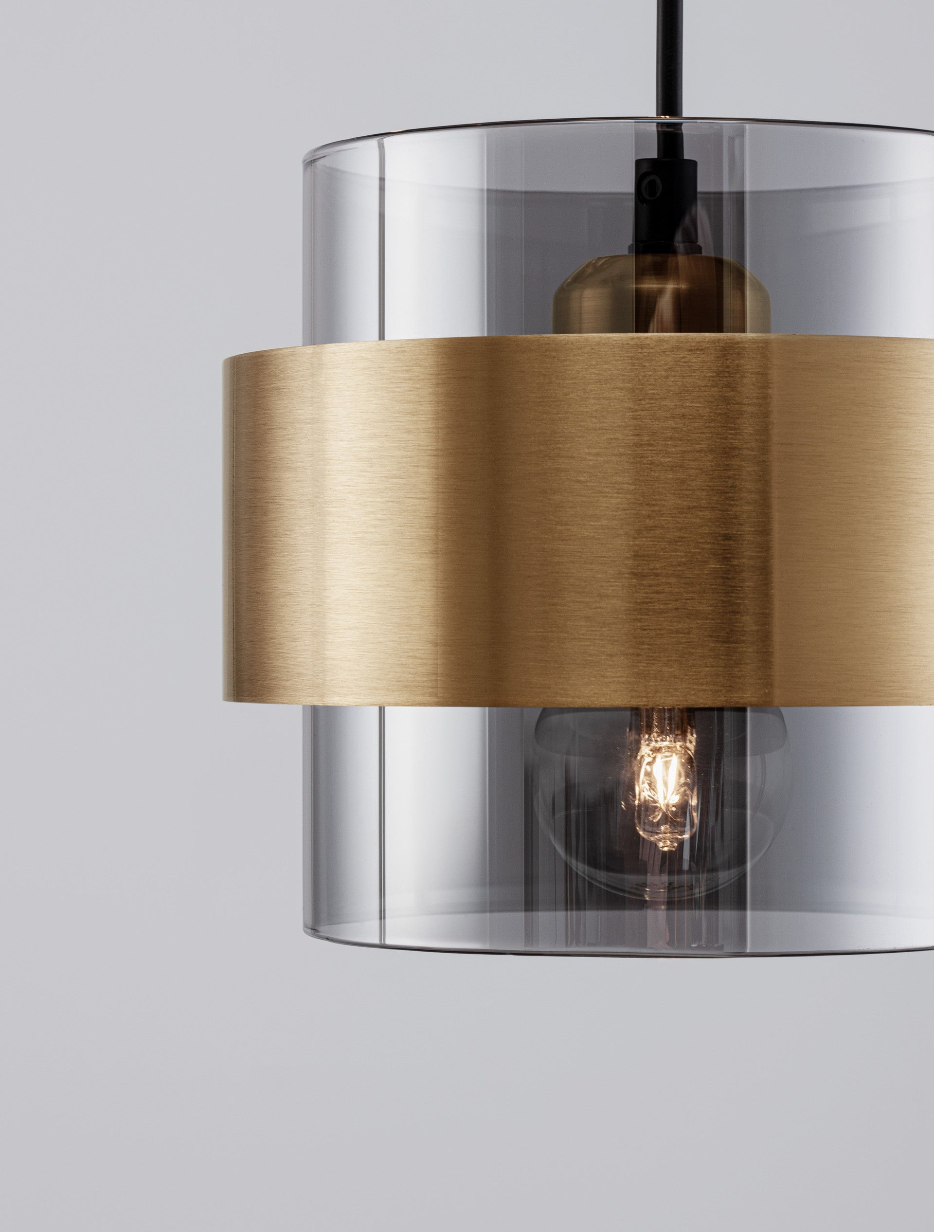 Висящо осветително тяло (пендел) SIANNA 36W (3x12W) E27 Златист месинг Опушено стъкло
