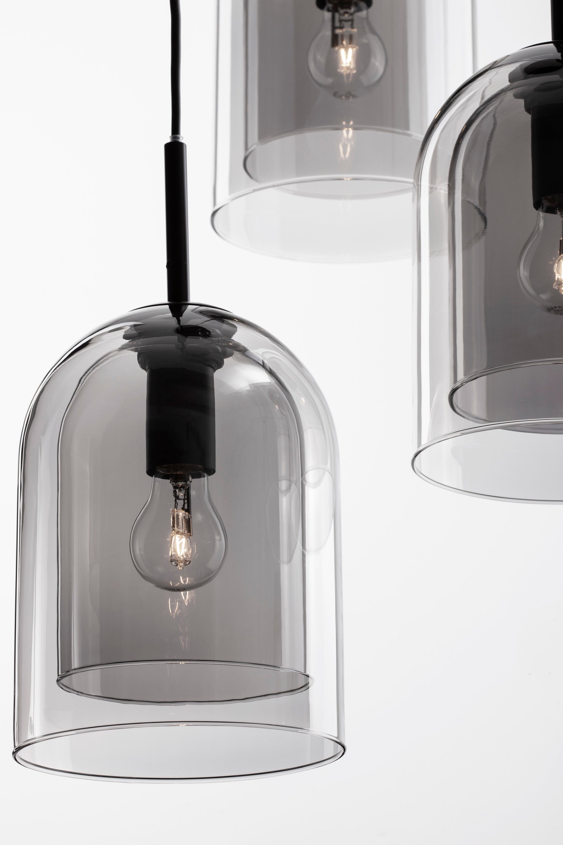 Висящо осветително тяло (пендел) VELOR 36W (3x12W) E27 Матово черен Опушено стъкло