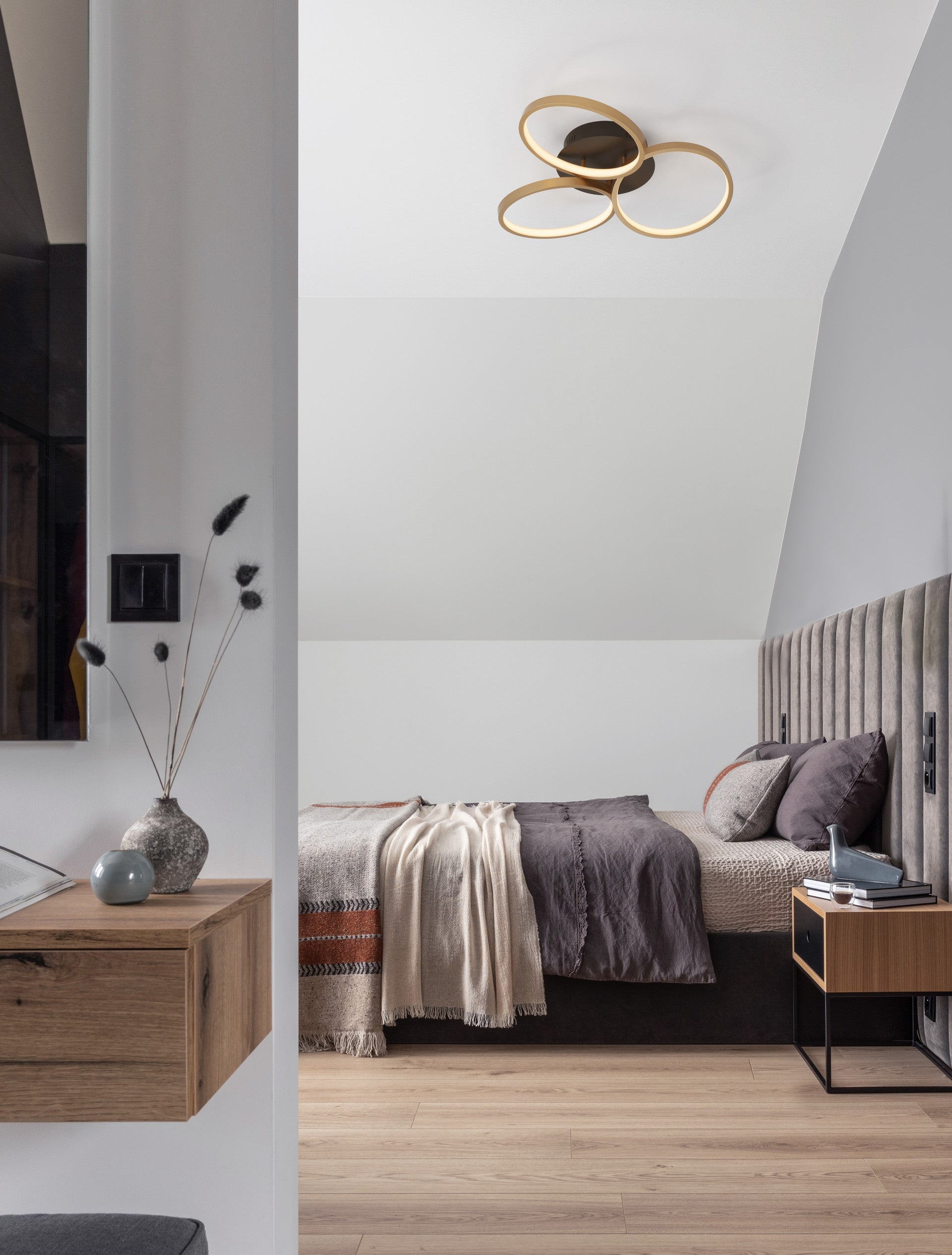 Висящо осветително тяло (пендел) ELIZE 28W LED Черен и златист месинг стомана и алуминий