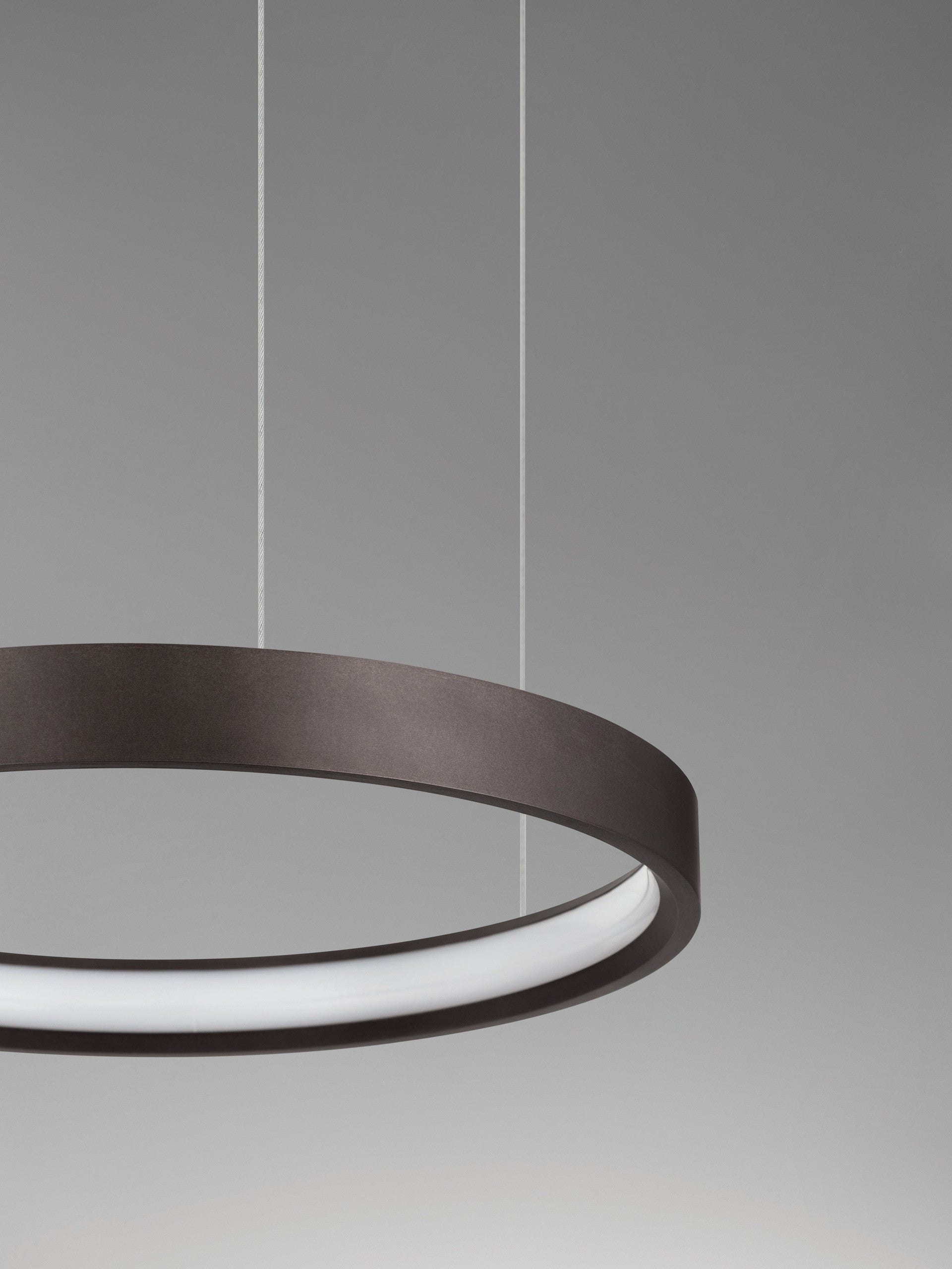 Висящо осветително тяло (пендел) PERRINE 22W LED Кафяв алуминий и силикон ⌀40 H150см