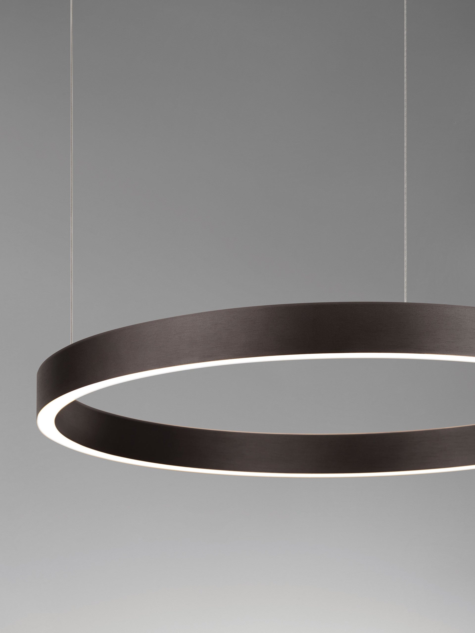 Висяща лампа ELOWEN 60W LED Матирано кафяво кафе, алуминий и силикон ⌀60 H150см