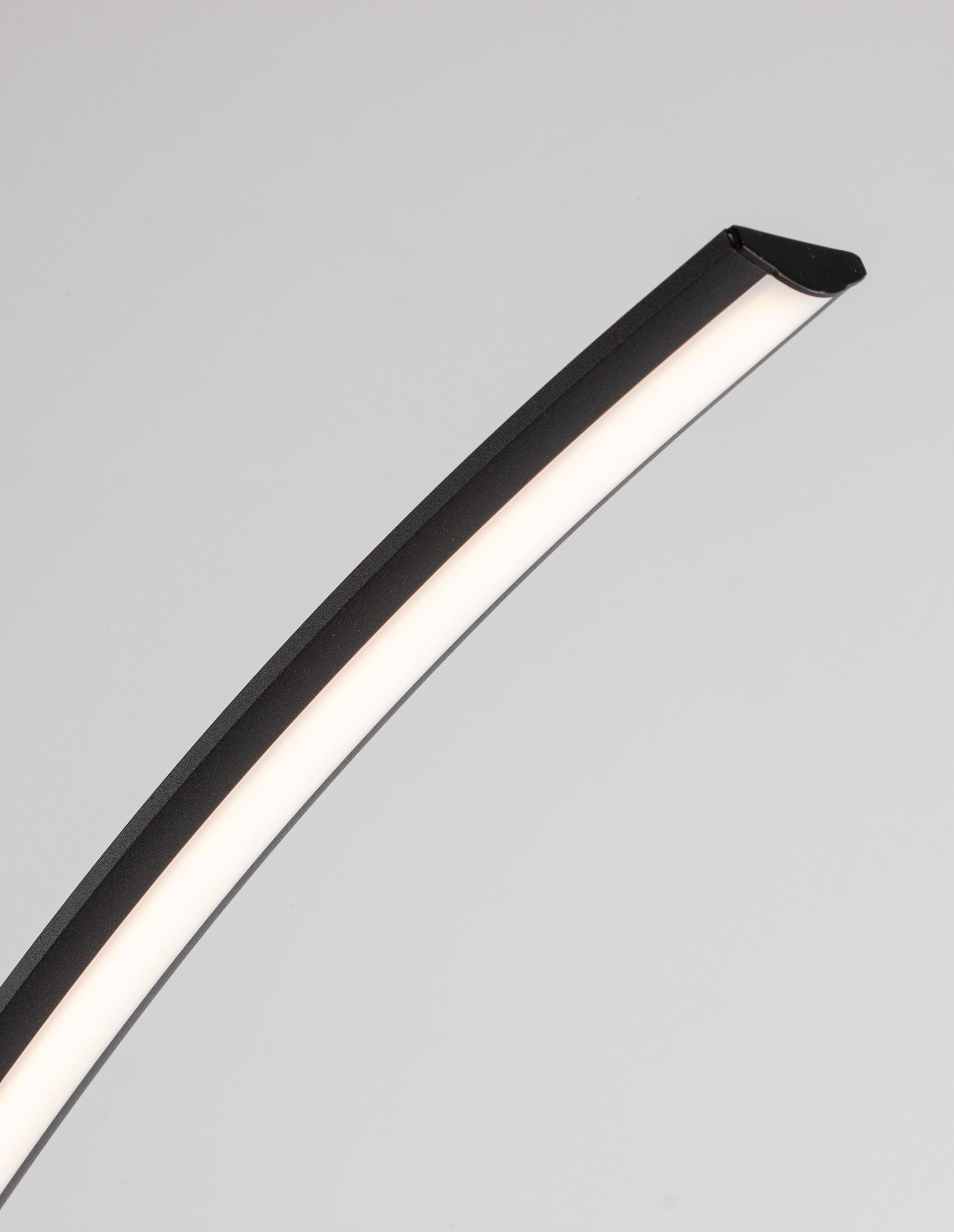 Висящо осветително тяло (пендел) PREMIUM LED 30W Димируем Пясъчно черен алуминий и акрил L26 W94 H172см