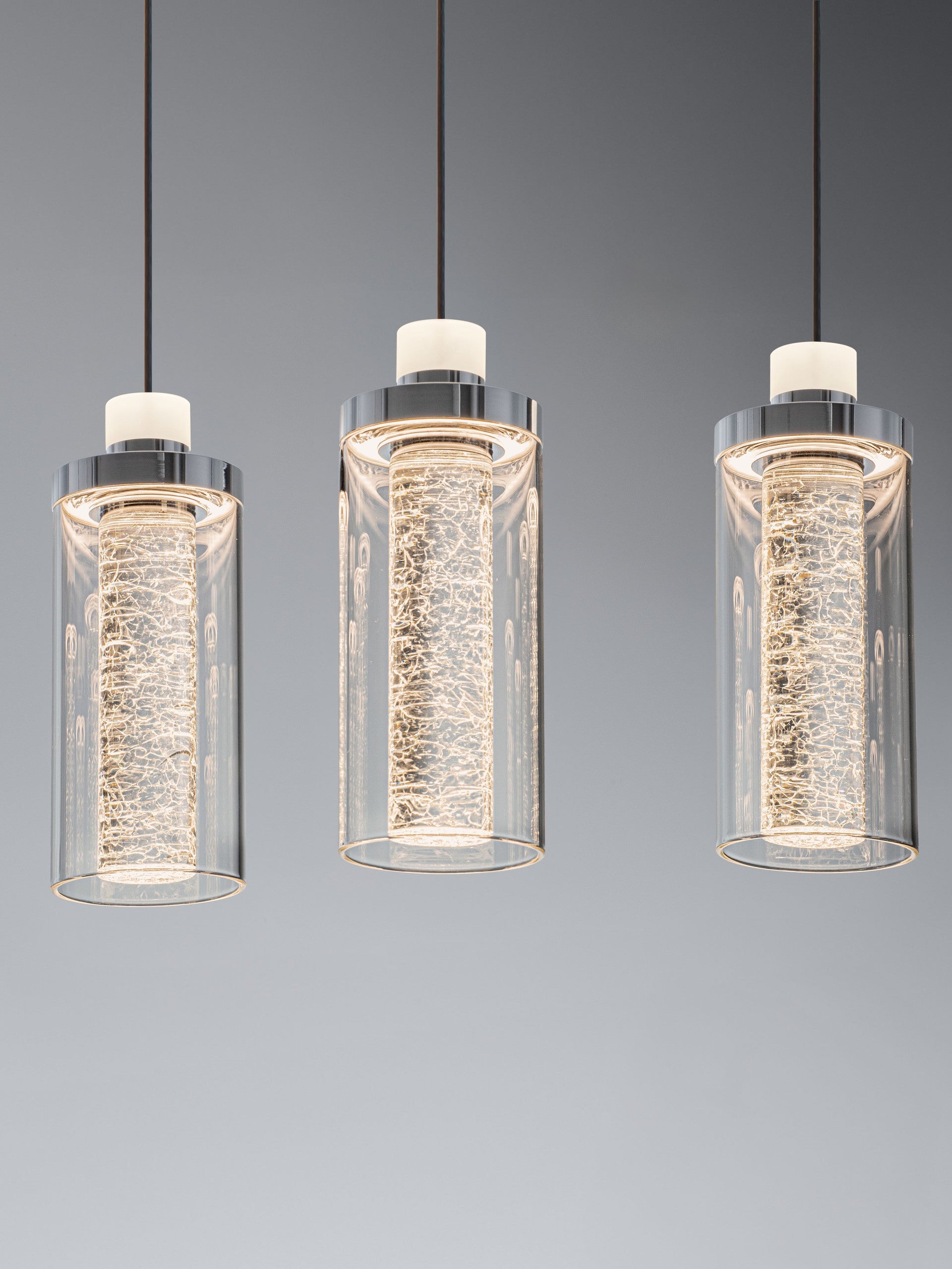 Окачена лампа LUNE LED 44W, хром стомана и алуминий, прозрачно стъкло, пясъчно черно, IP20, Д81 В170см
