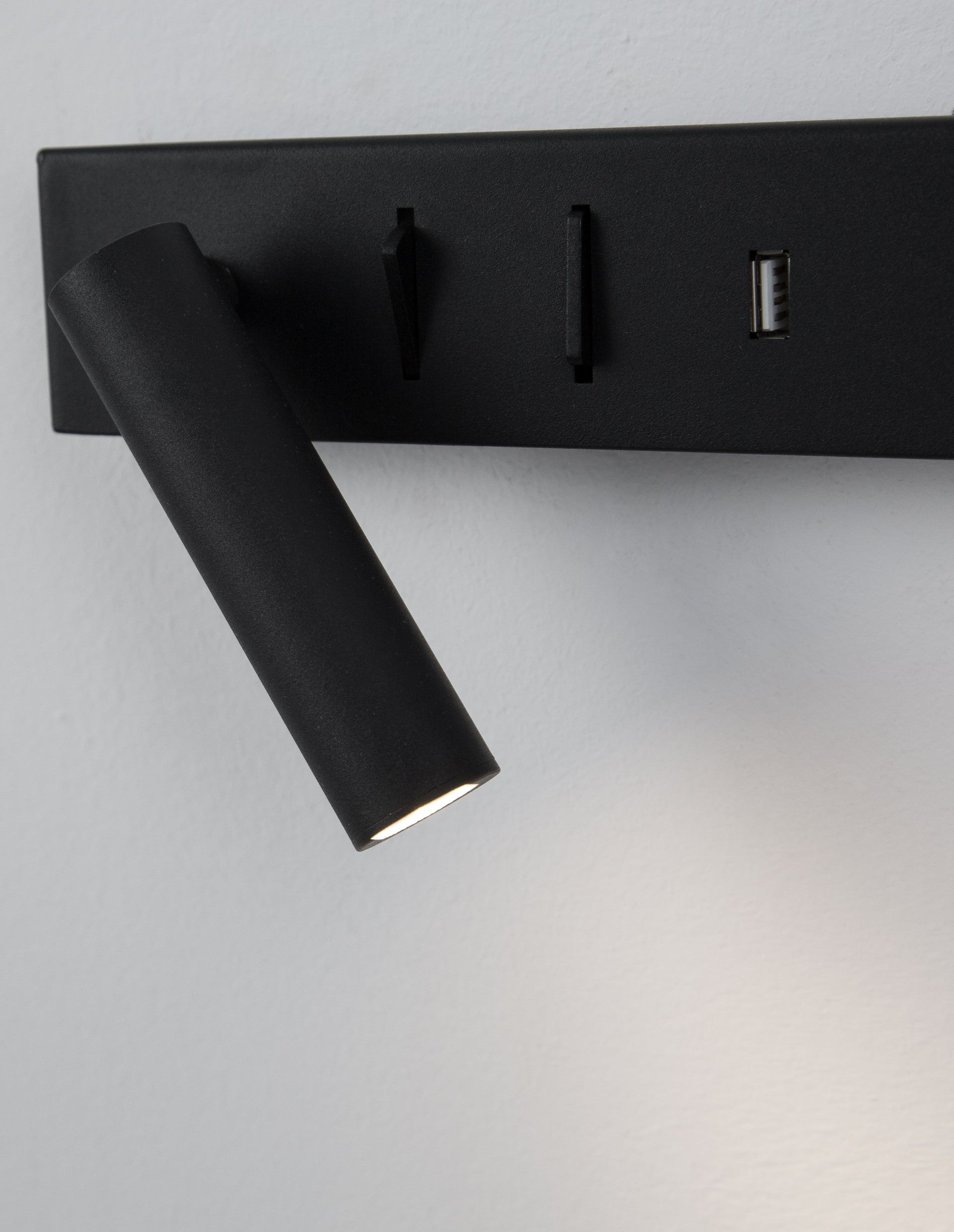 Висящо осветително тяло (пендел) VIDA 5W Пясъчно черен метал с USB и регулируем