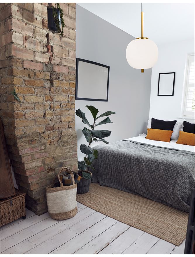 Висящо осветително тяло (пендел) LATO 5W E14 Златен Опалово стъкло Черен текстилен кабел ⌀18.5 H120см Регулируема височина