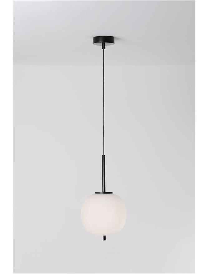 Висящо осветително тяло (пендел) LATO 5W E14 Черен Опалово стъкло Черен текстилен кабел ⌀18.5 H120см Регулируема височина