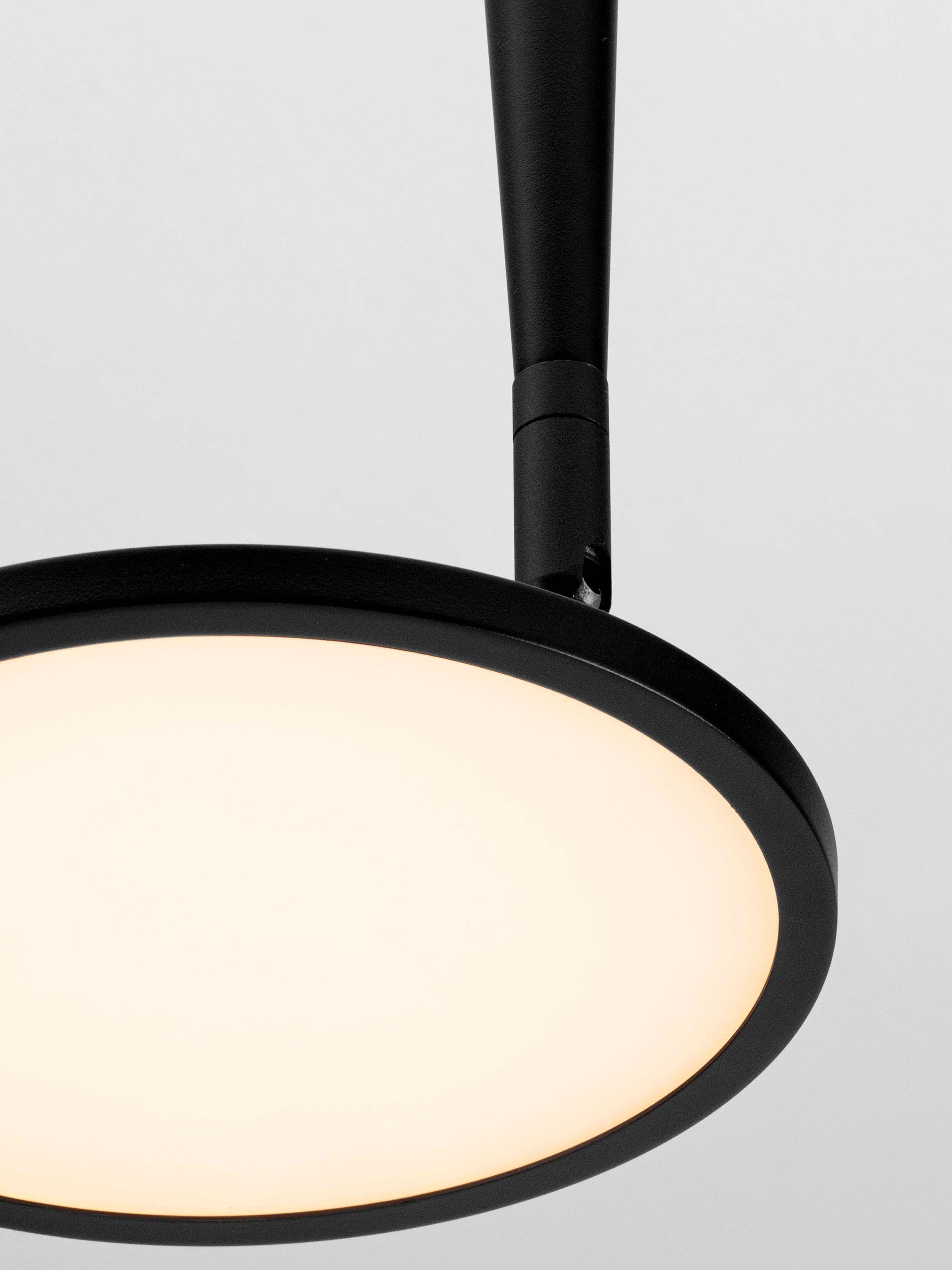 Висящо осветително тяло (пендел) EKEI LED 14W Пясъчно черен ⌀20 H55см