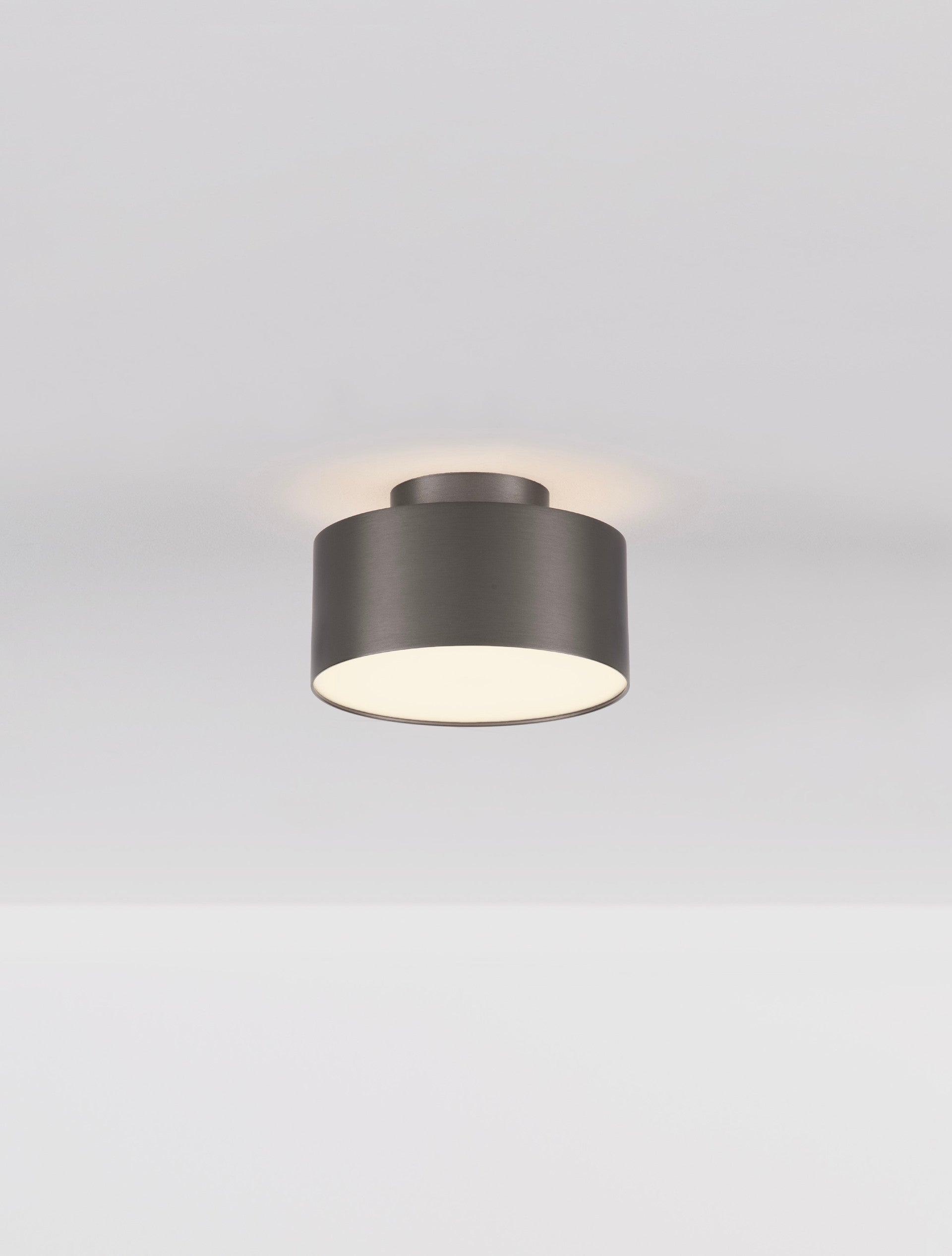 Окачена лампа OZEN 24W LED черен никел алуминий нагоре-надолу ⌀14