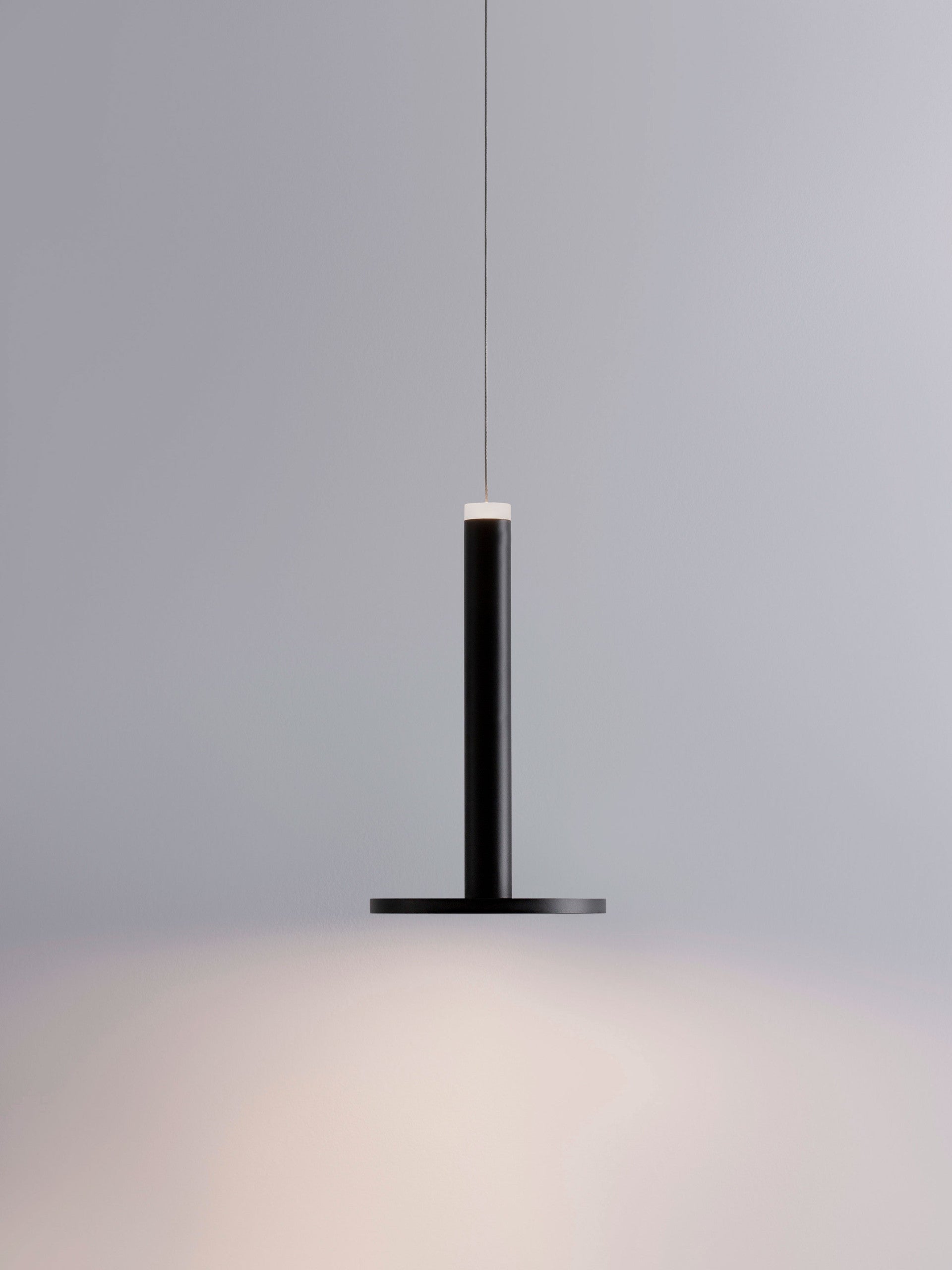 Пендел PALENCIA LED 10W 230V, черен мат метал, регулируема височина, ⌀15 H160см