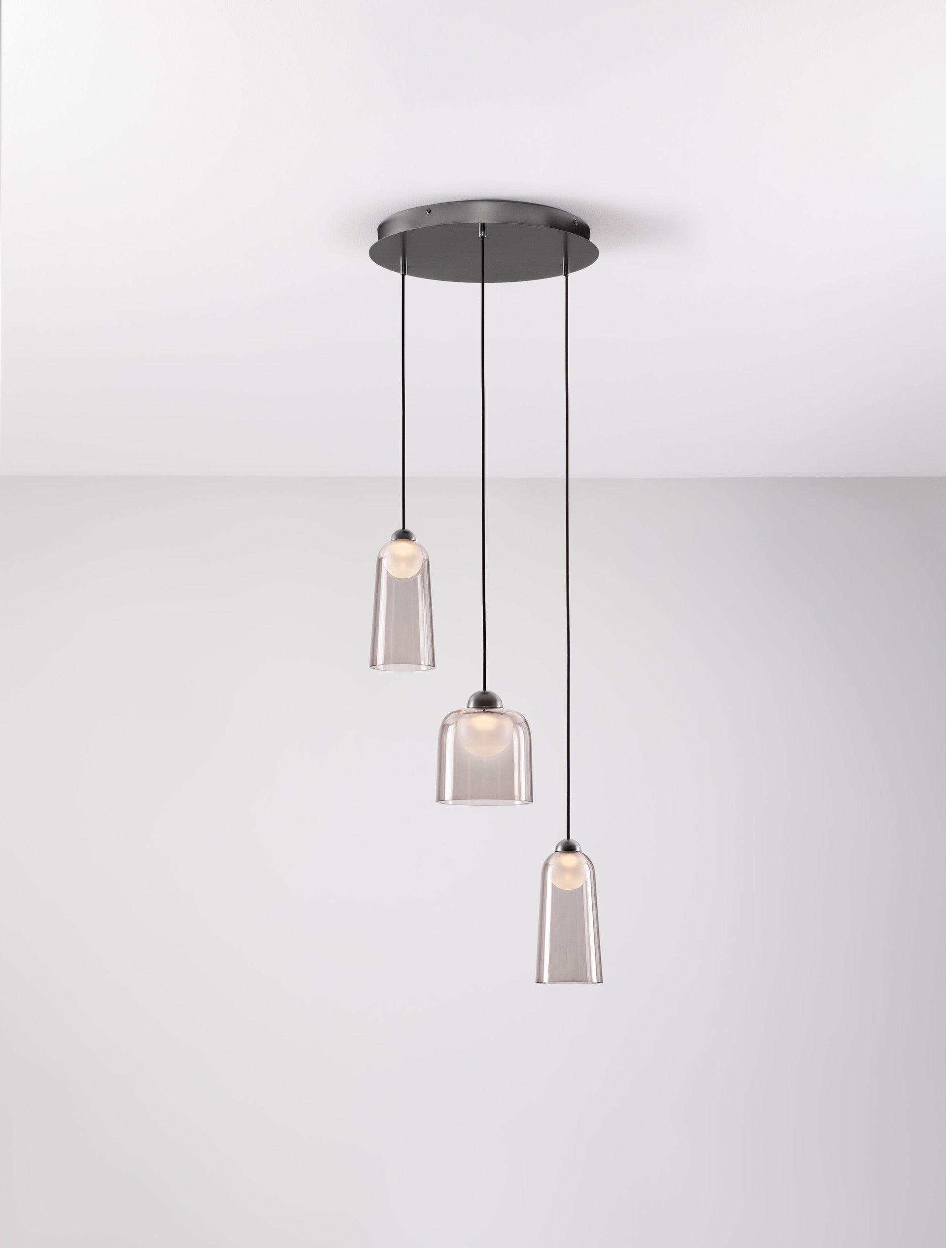 Висяща лампа DIONE LED 15W 220-240V ⌀35 H200см Пясъчно черно, карбонова стомана и опушен акрил