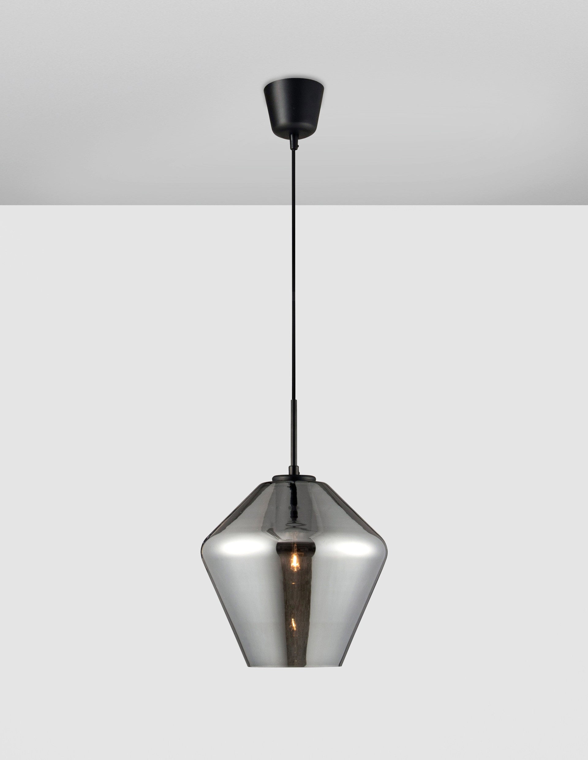 Висящо осветително тяло (пендел) VEIRO 12W LED E27 Черен, хромирано стъкло ⌀23