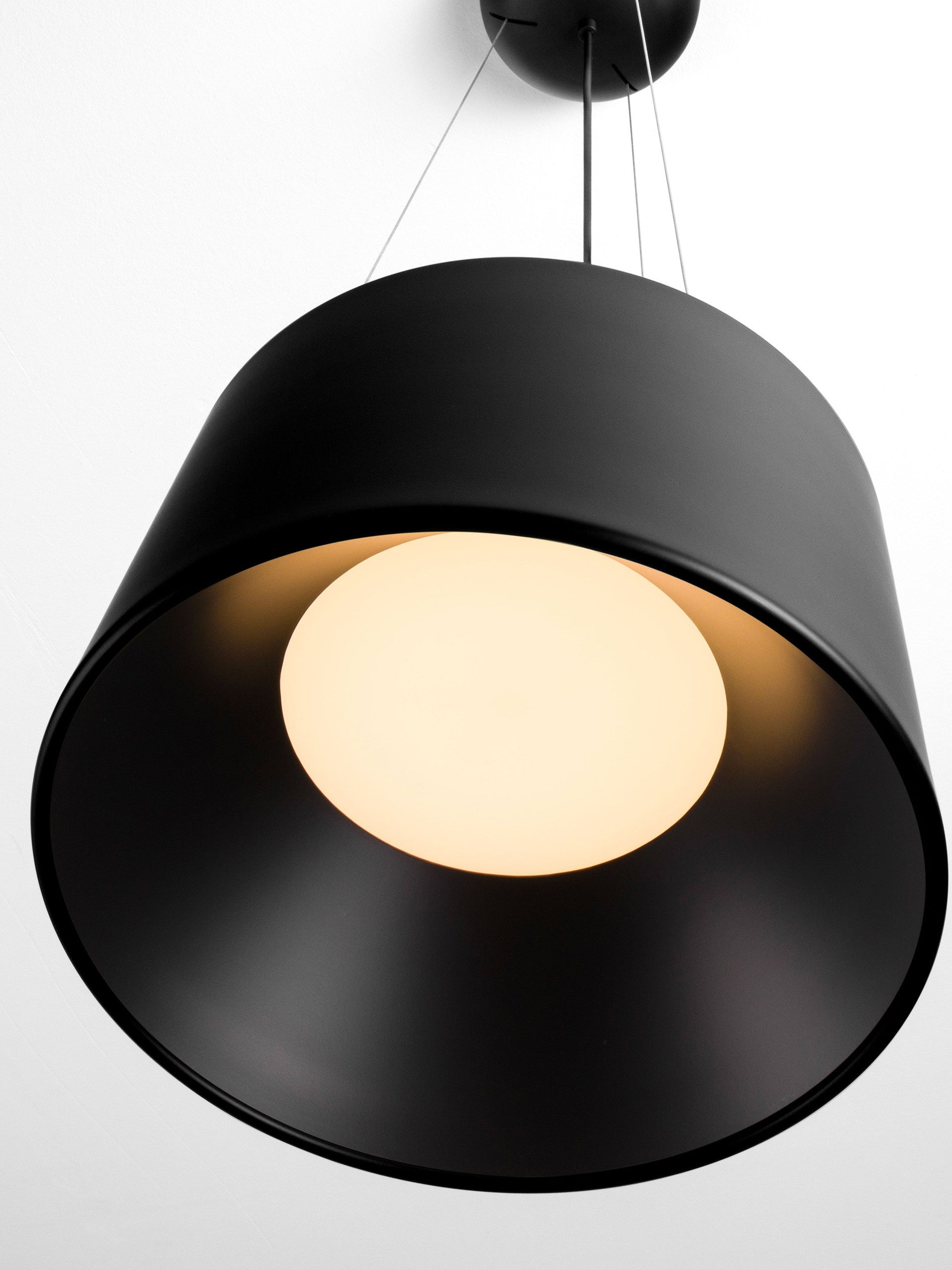 Висяща лампа ATIL 24W LED, пясъчночерна, алуминий и стомана, ⌀35 H210см