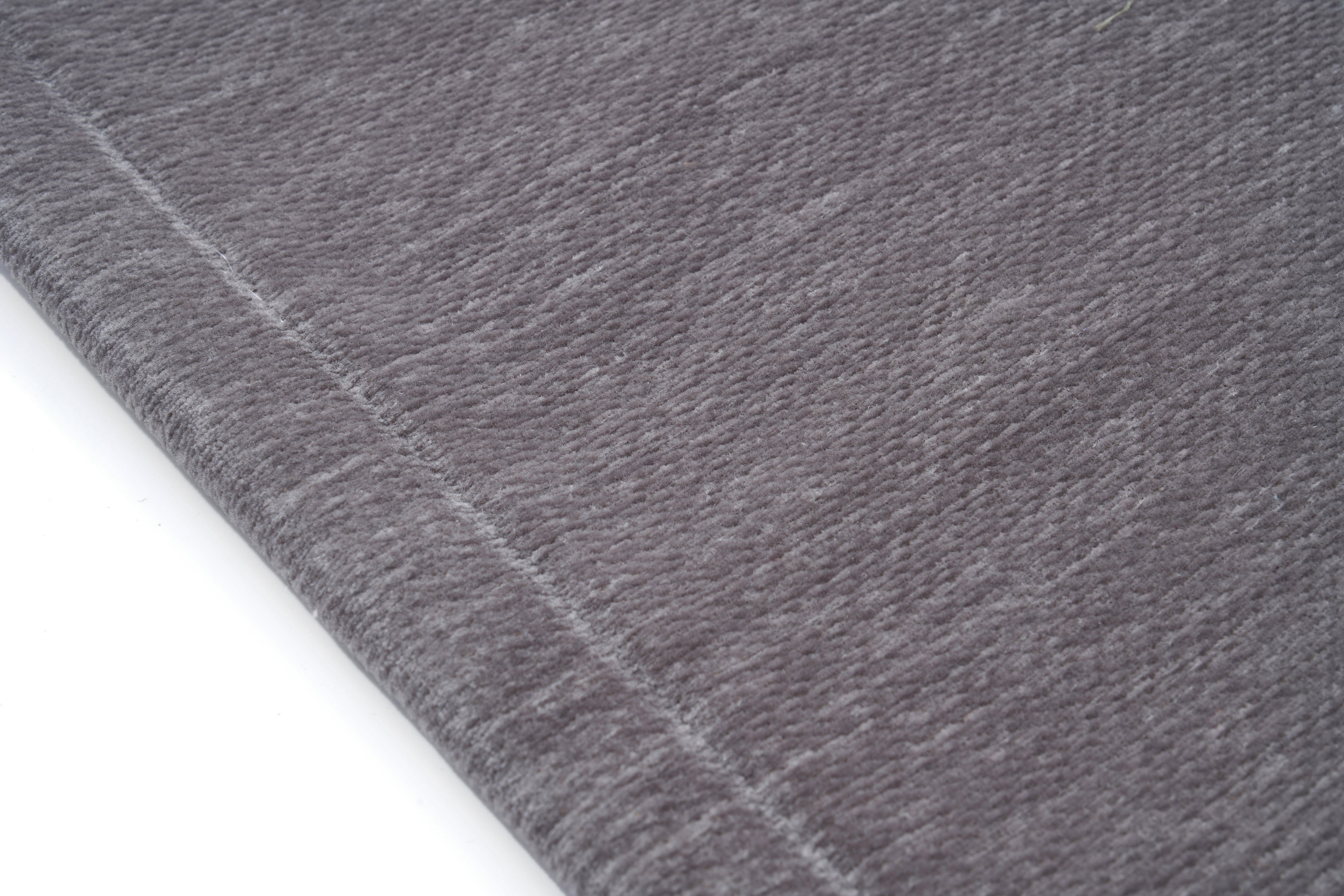Basic Gray