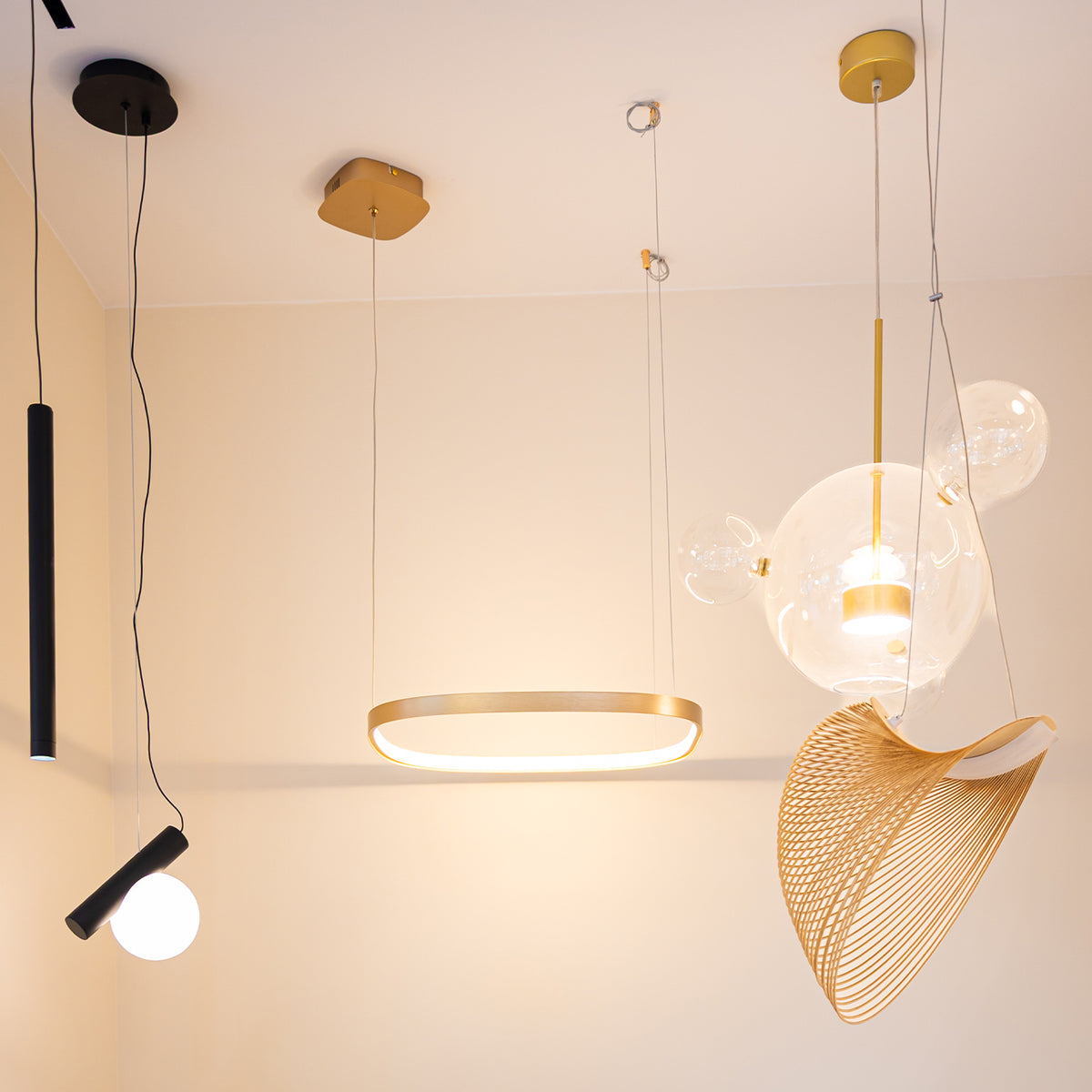 Квадратен висящ LED полилей Helix | Златен/Черен | 3-CCT