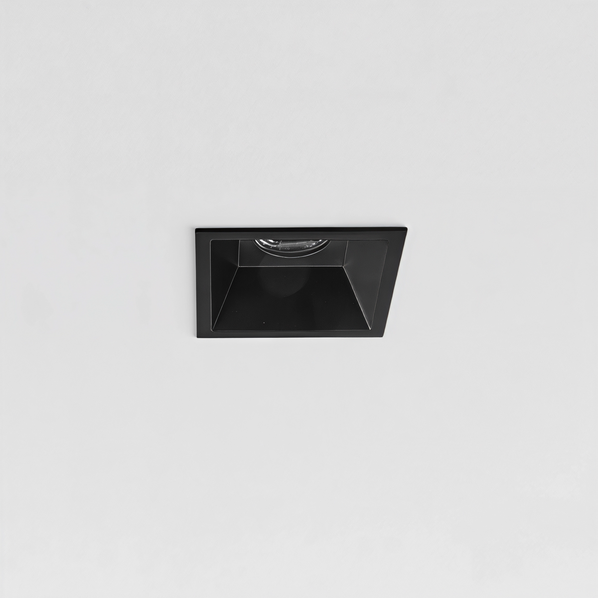 Квадратна LED луна за вграждане Accord Square | 3000K / 3500K / 4000K | Влагозащитена IP54