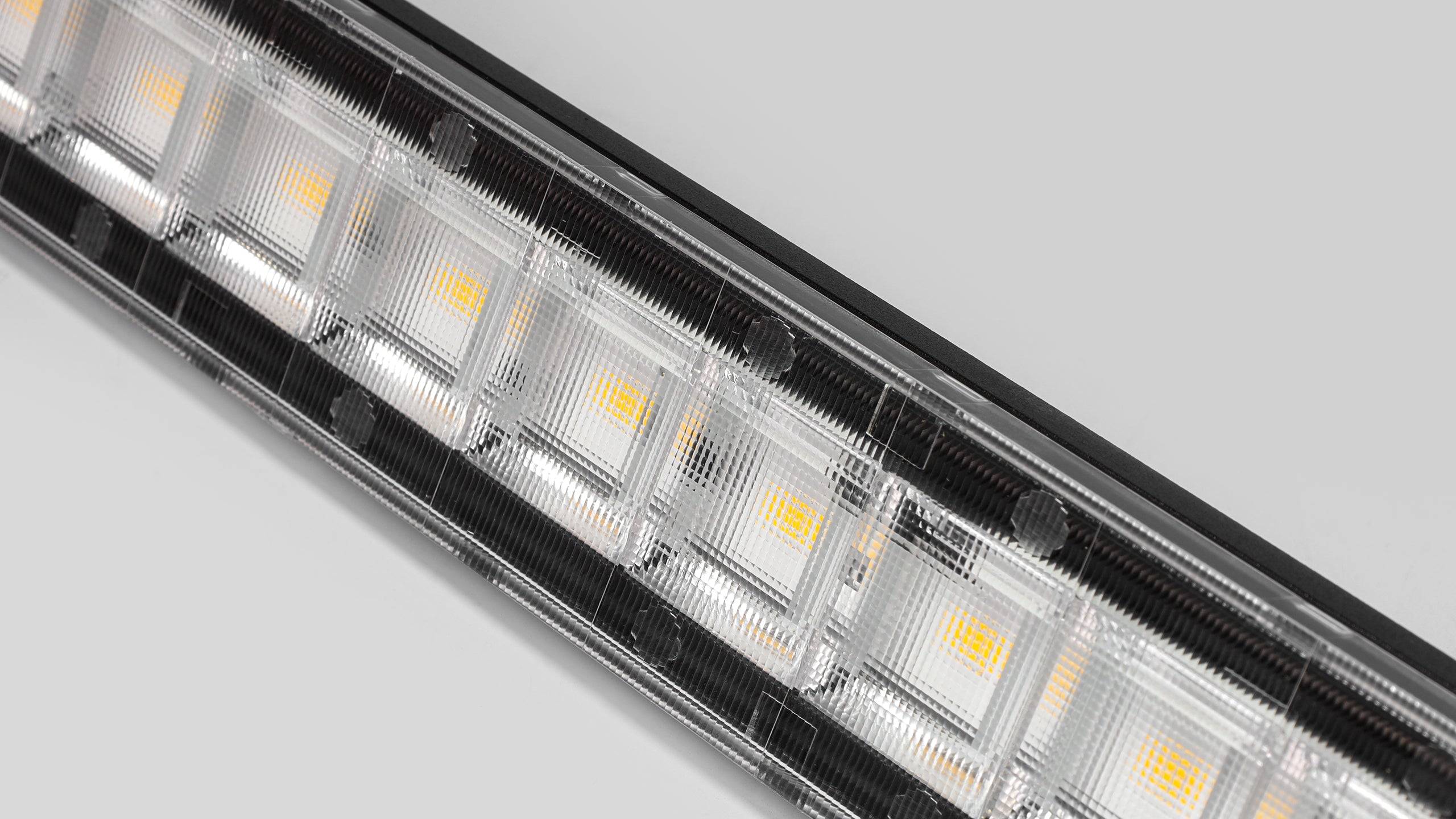 Линейно LED тяло Sector | За релсова шина | 60W | 4000K