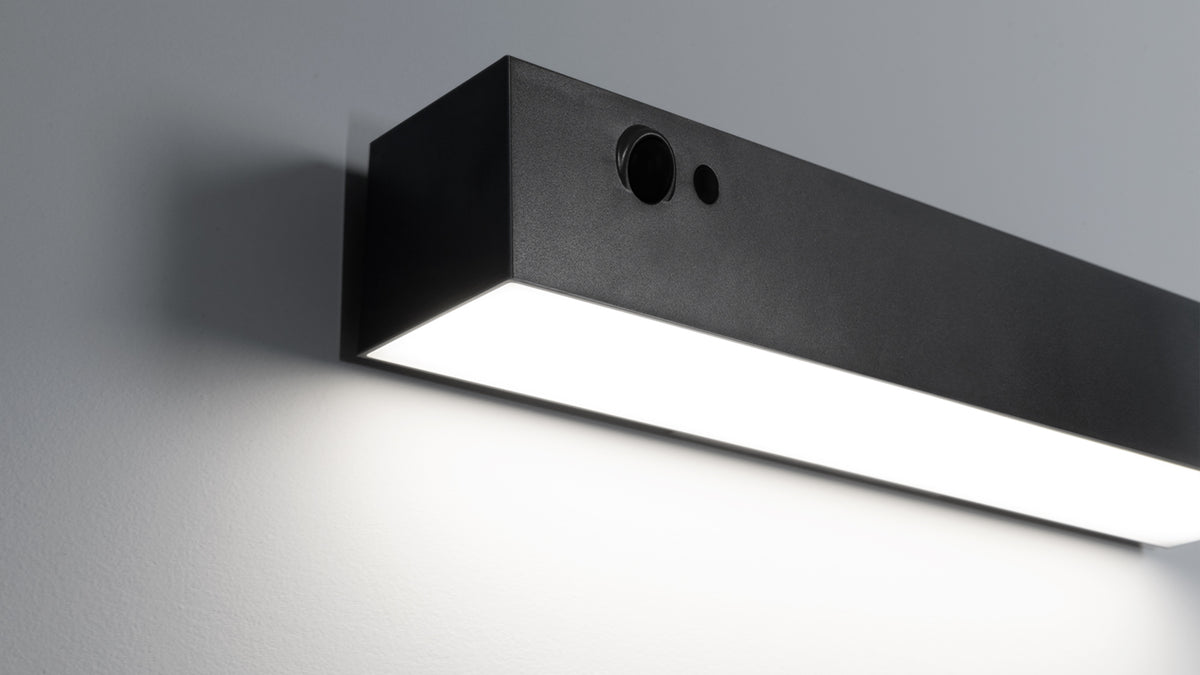 Соларен фасаден LED аплик Bright | PIR сензор | 1.5W | IP54